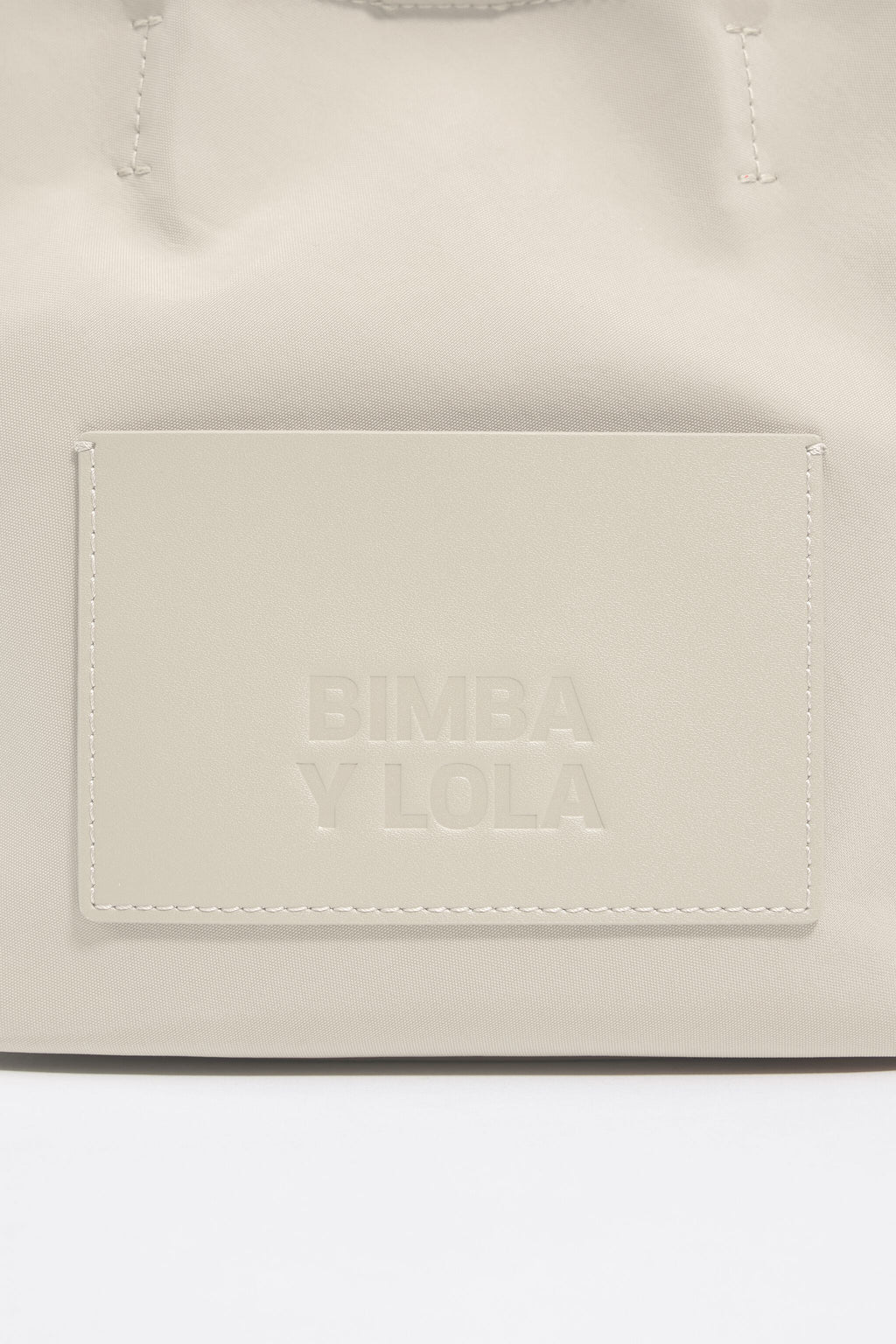 Small stone white nylon Chihuahua bag