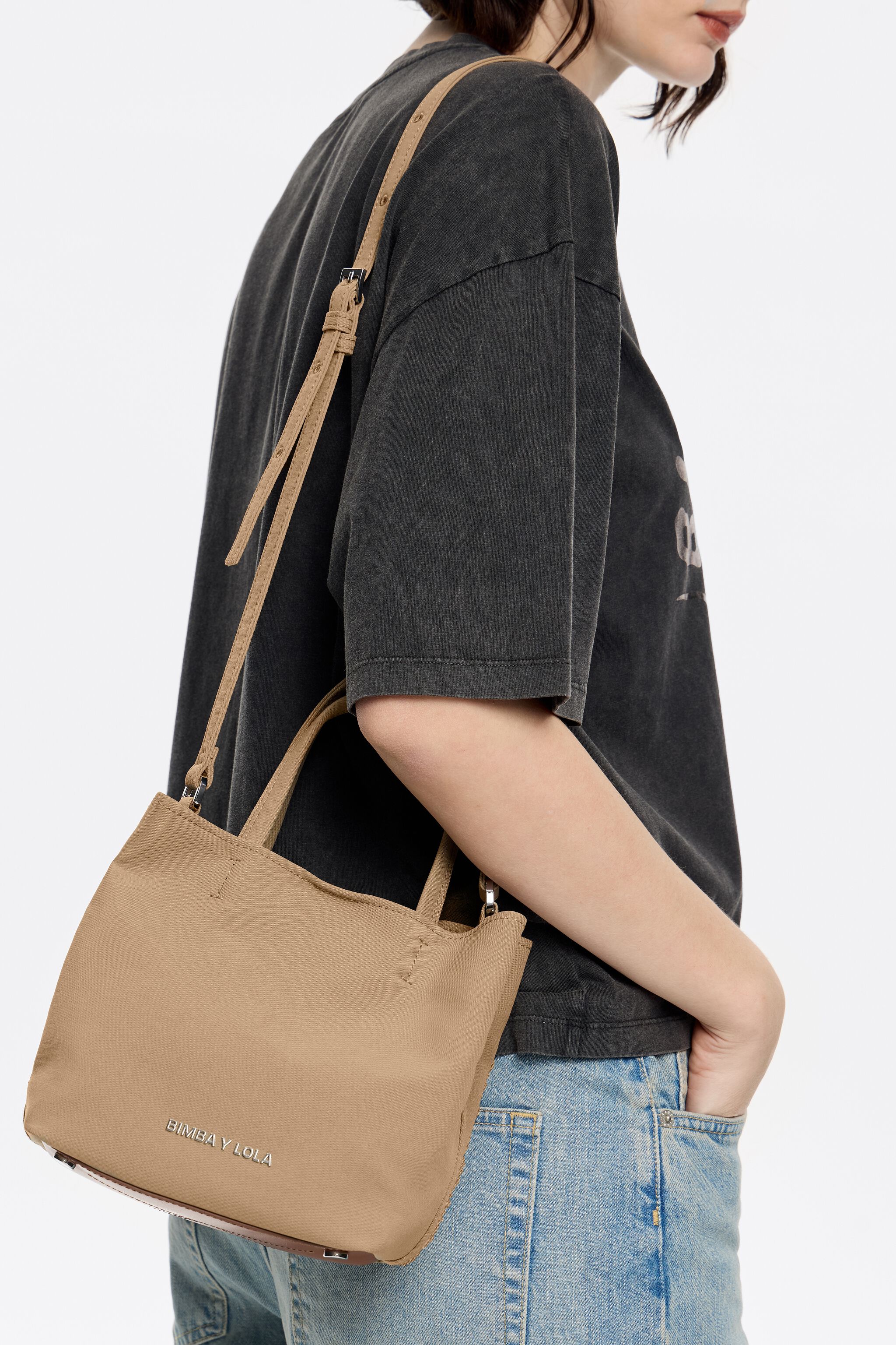 Small camel gabardine Chihuahua bag