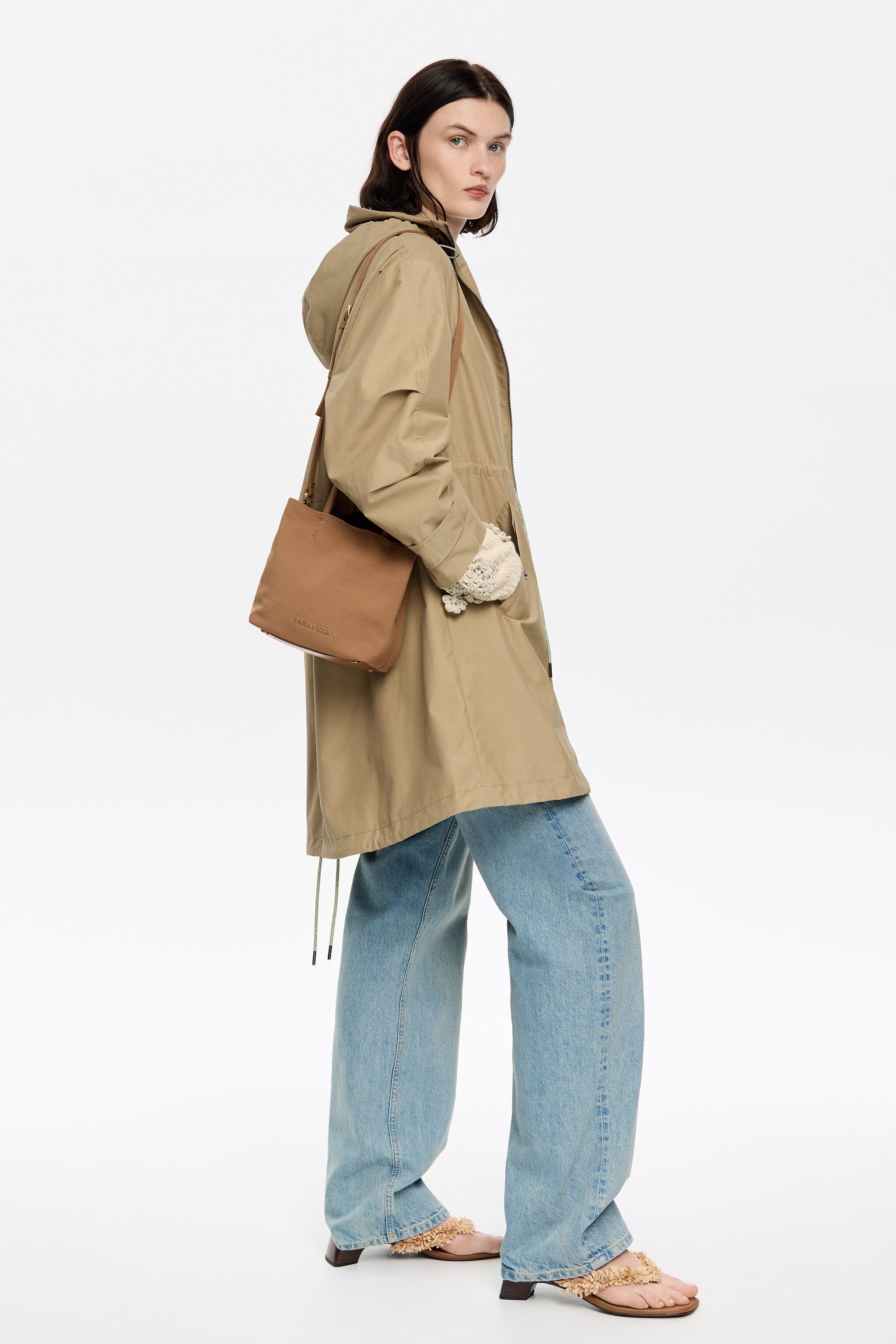 Small cinnamon gabardine Chihuahua bag