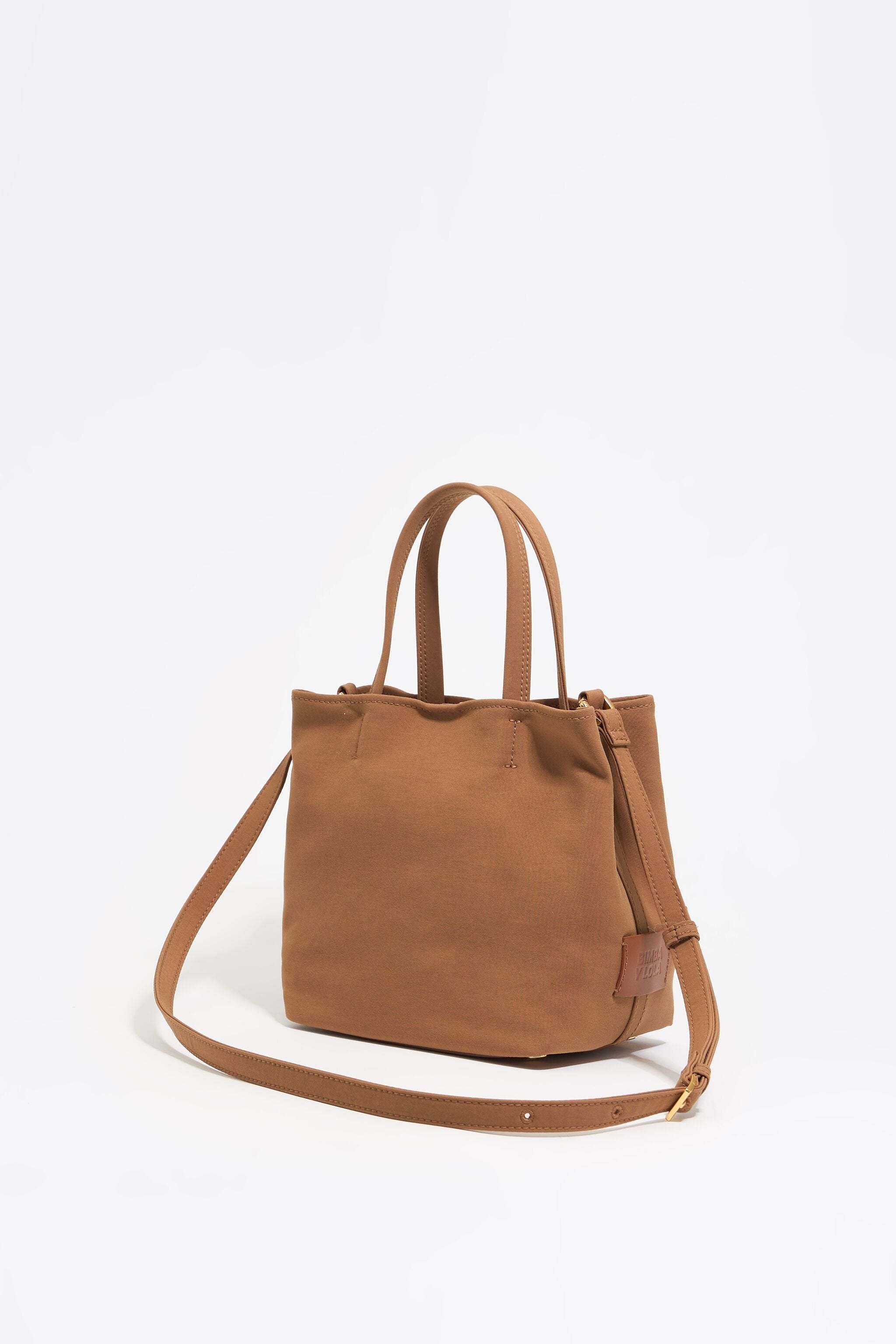 Small cinnamon gabardine Chihuahua bag