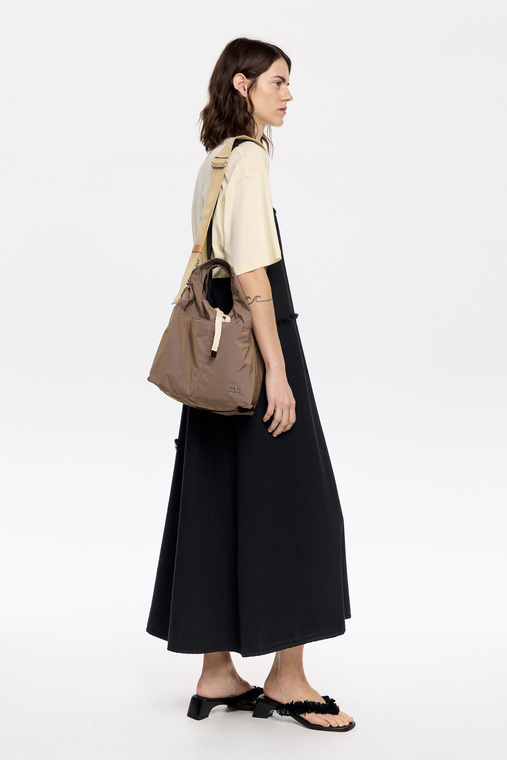 Medium mink nylon Paper bag