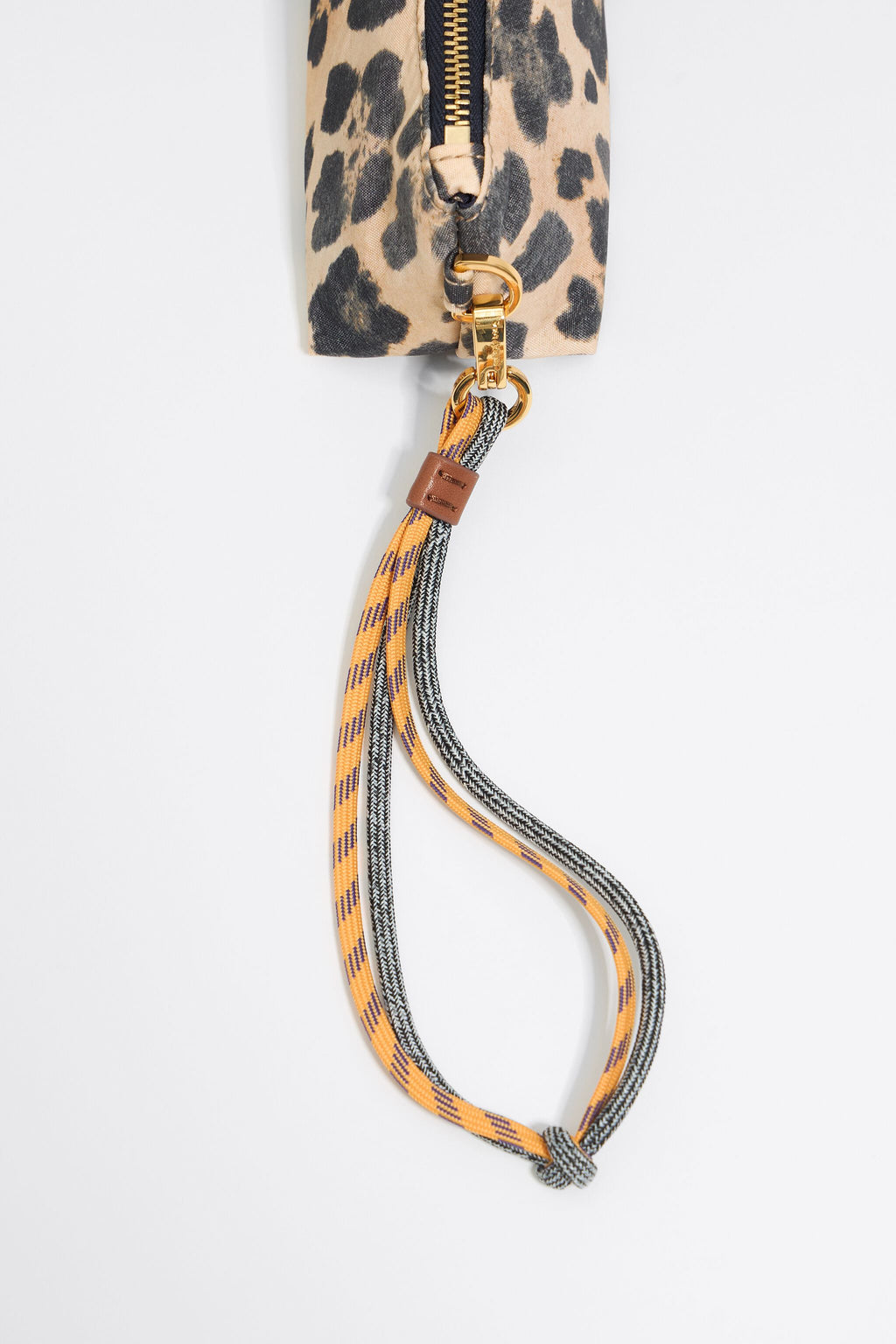 Beige Leopard nylon make-up case