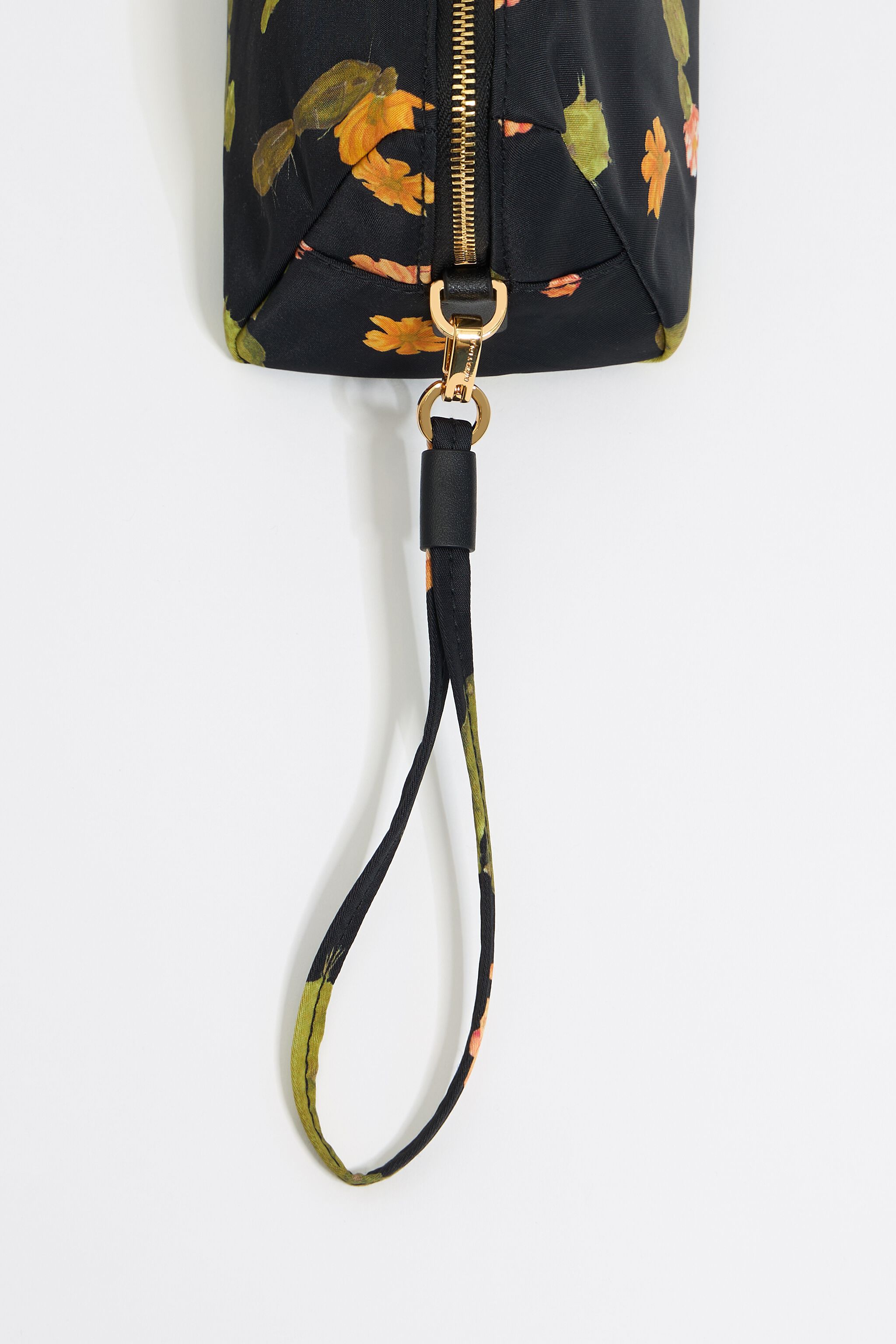 Medium black Cactus nylon make-up case