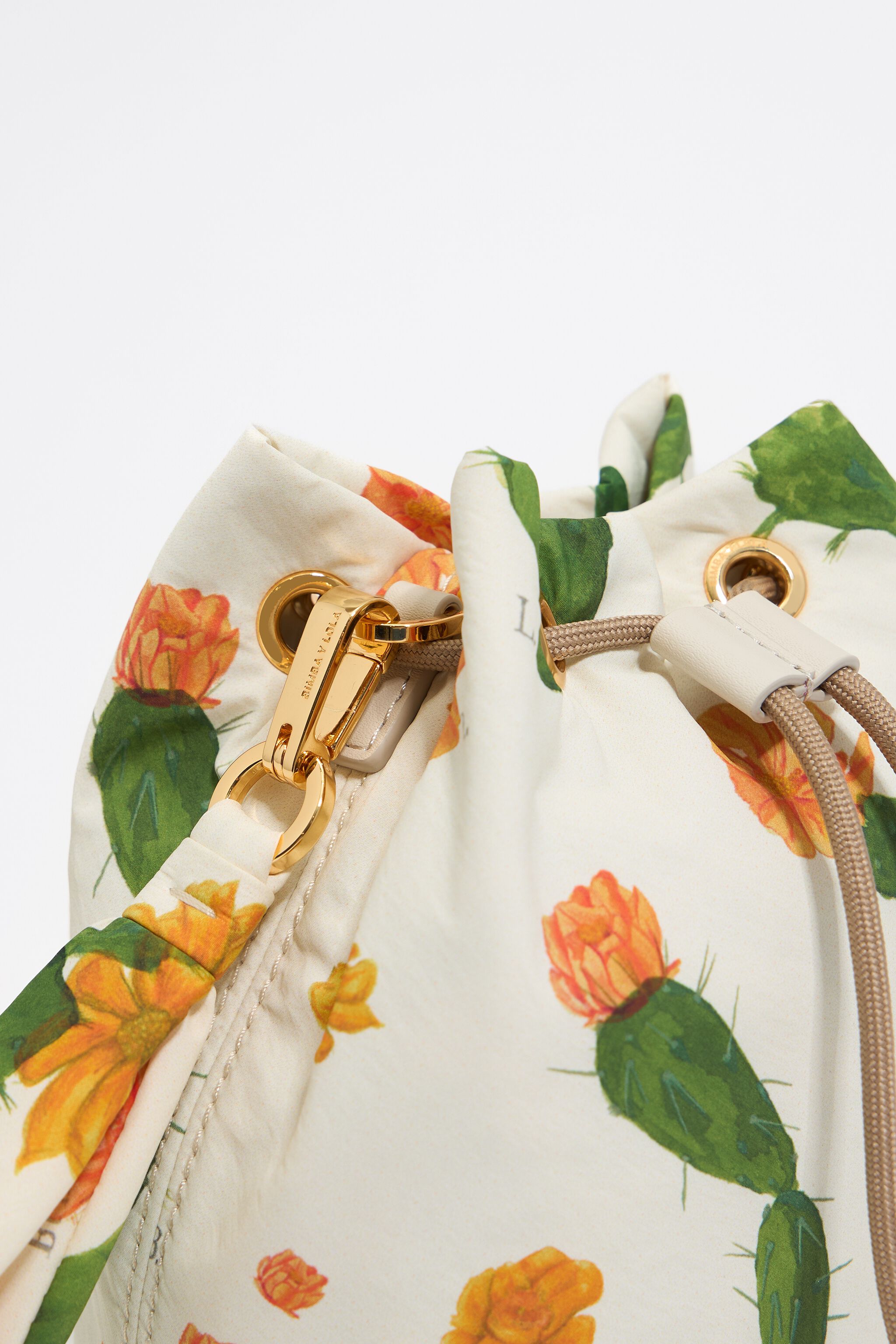 Ivory Cactus nylon make-up case