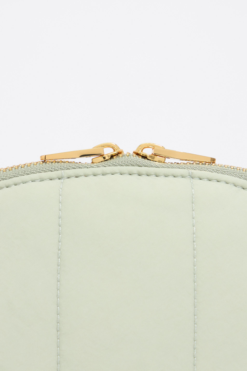 Medium aquamarine nylon half-moon make-up case