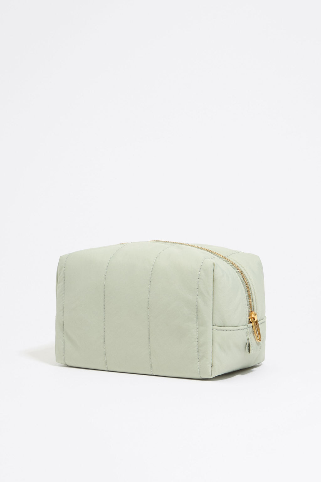 Medium aquamarine nylon make-up case