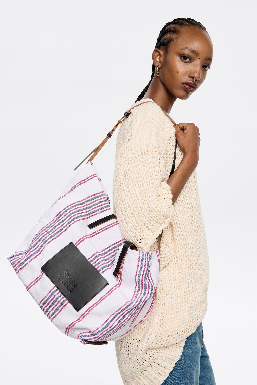 Strawberry linen shoulder bag