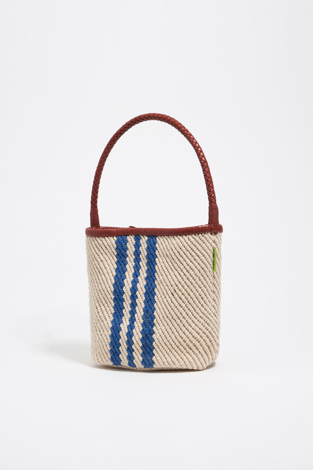 Medium ecru bucket bag