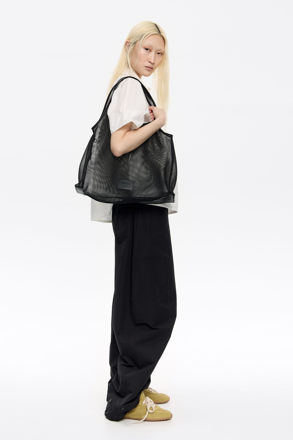 Large black mesh Paper bag