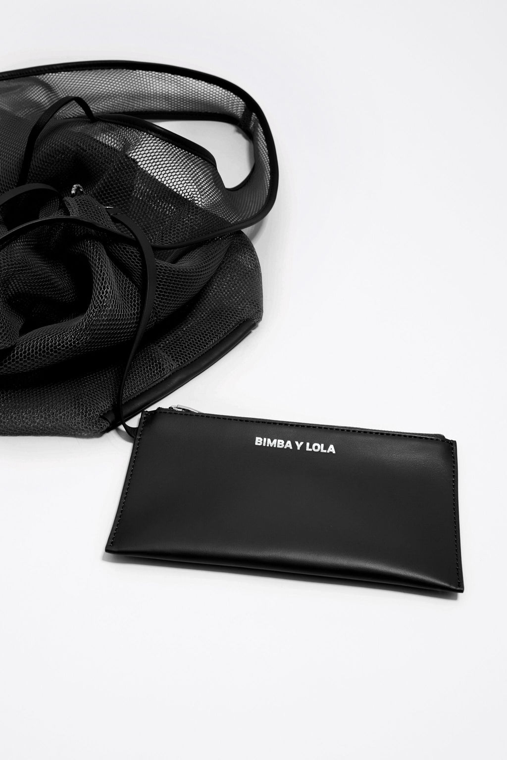 Large black mesh Paper bag