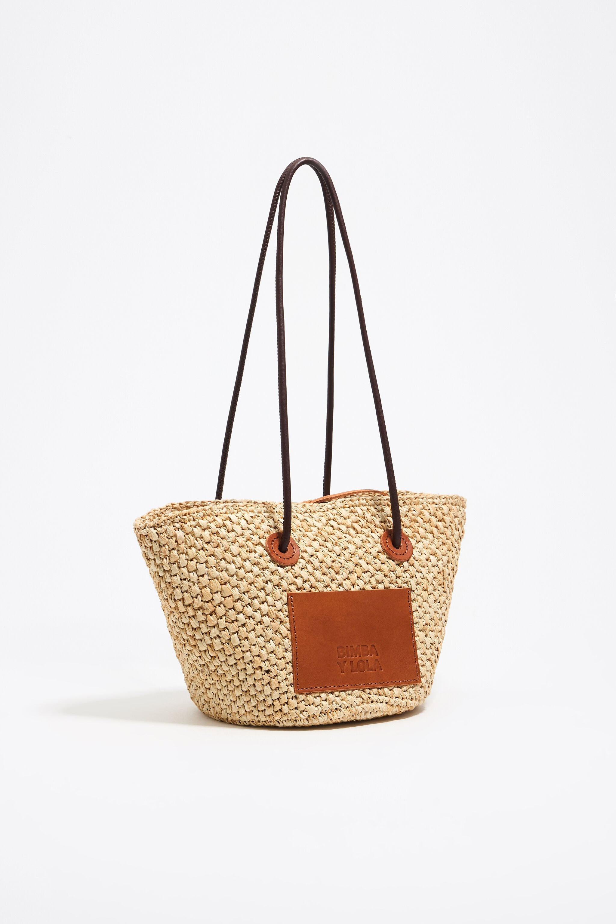 Medium natural basket