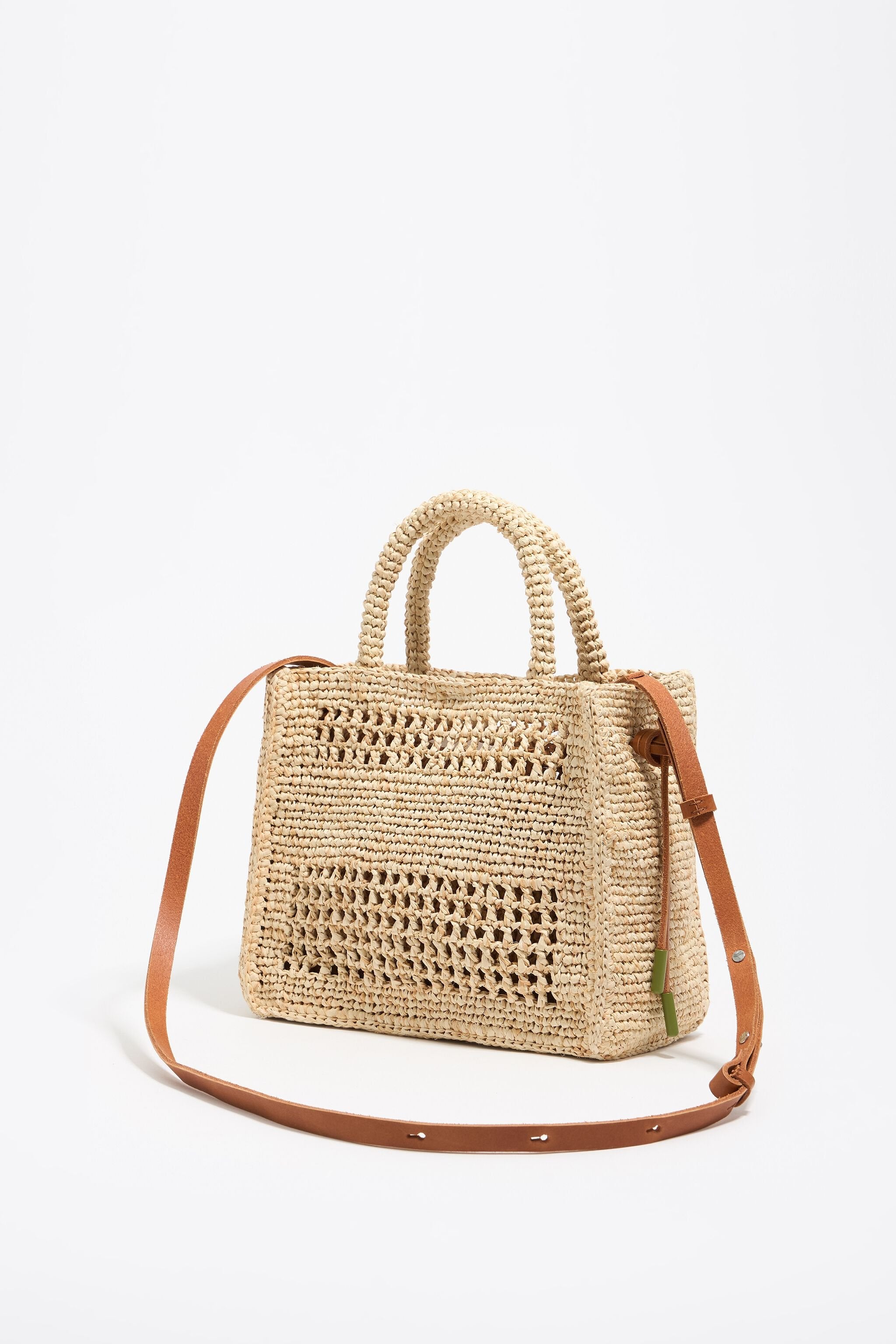 Small natural raffia shopper bag