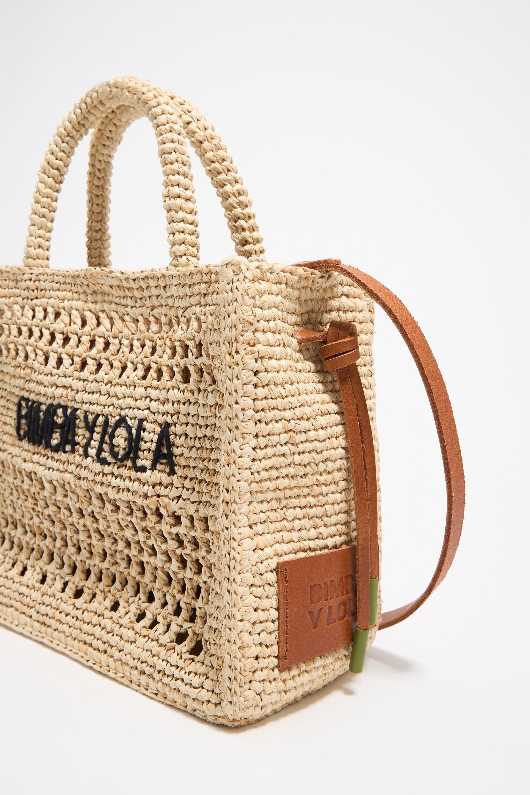 Small natural raffia shopper bag