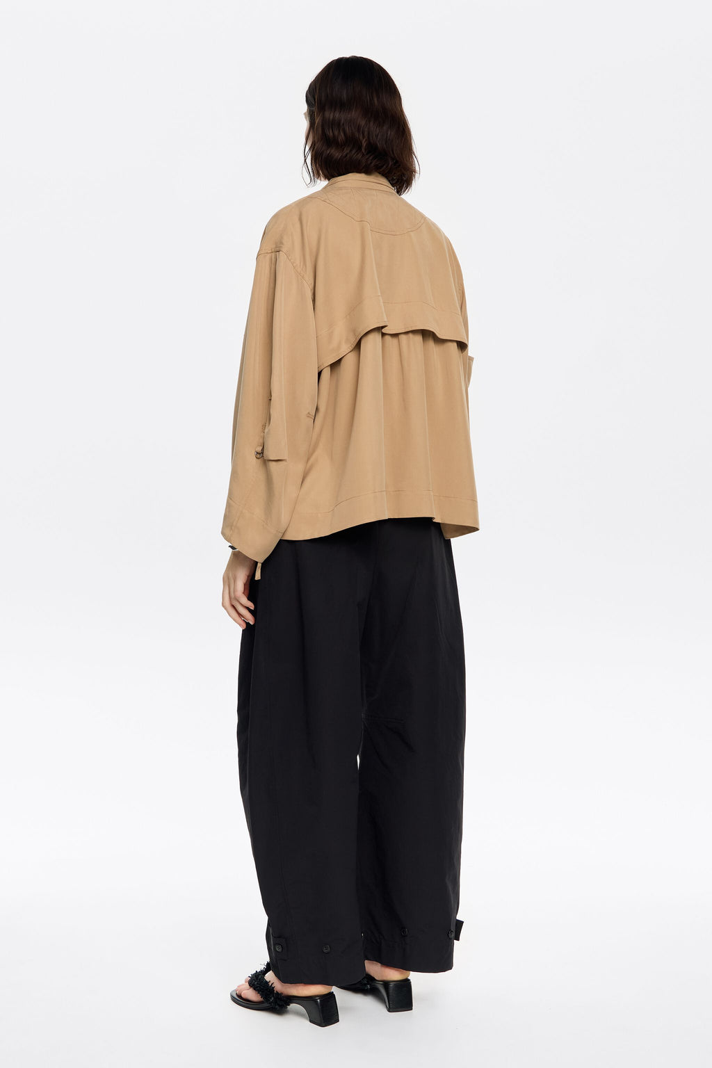 Camel fluid double-breasted jacket