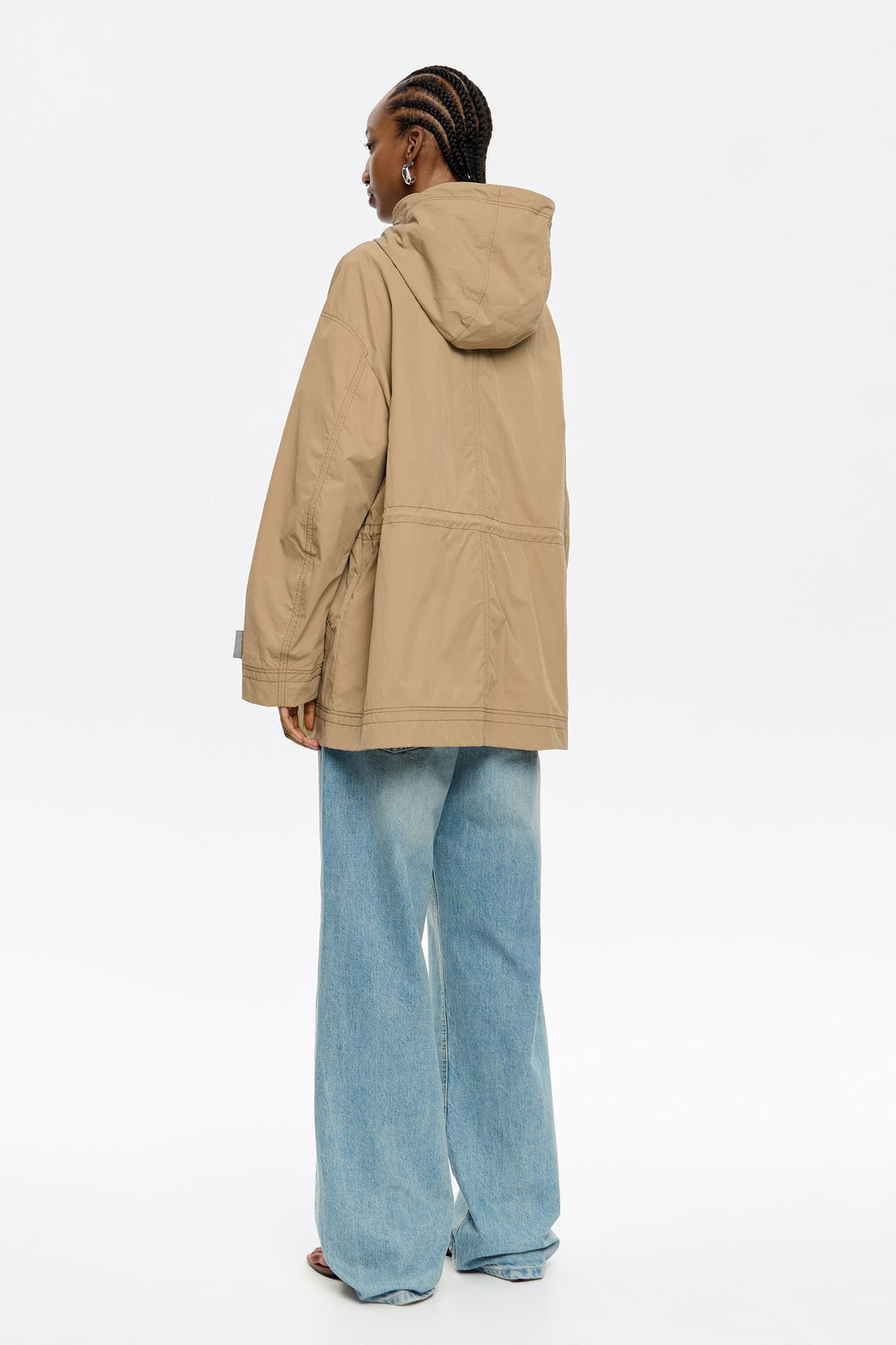 Short camel A-line trench