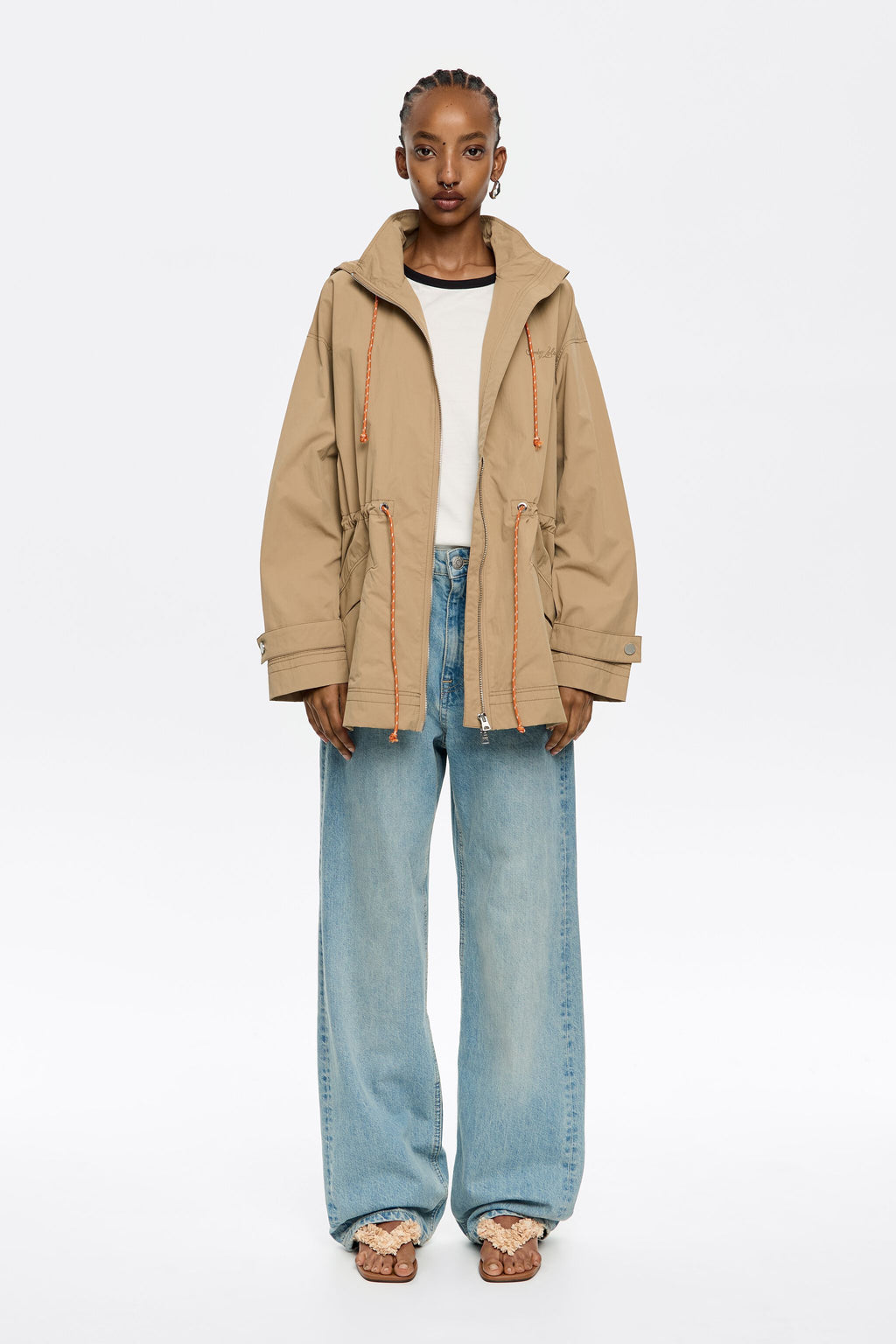 Short camel A-line trench