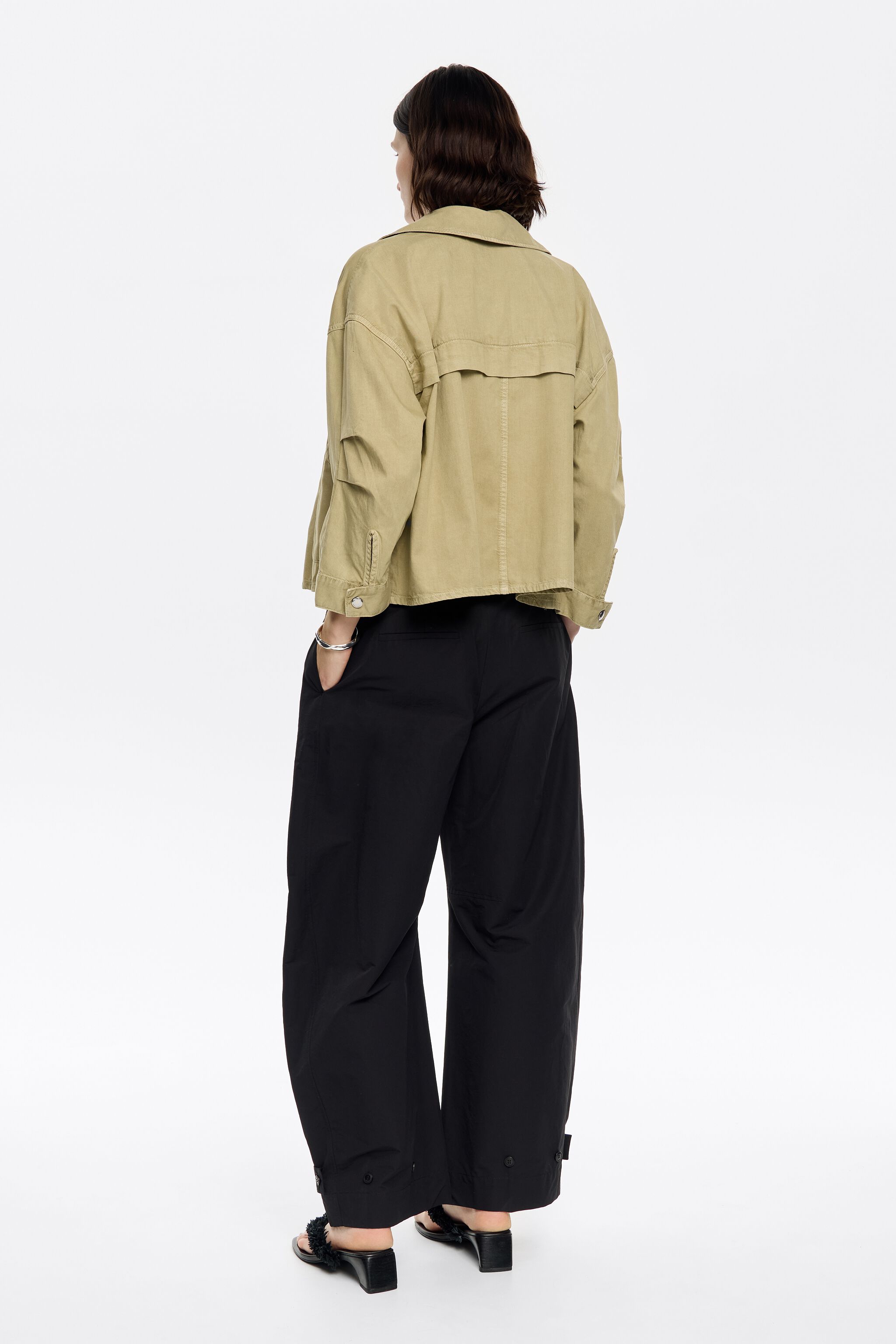 Light khaki fluid double-breasted jacket