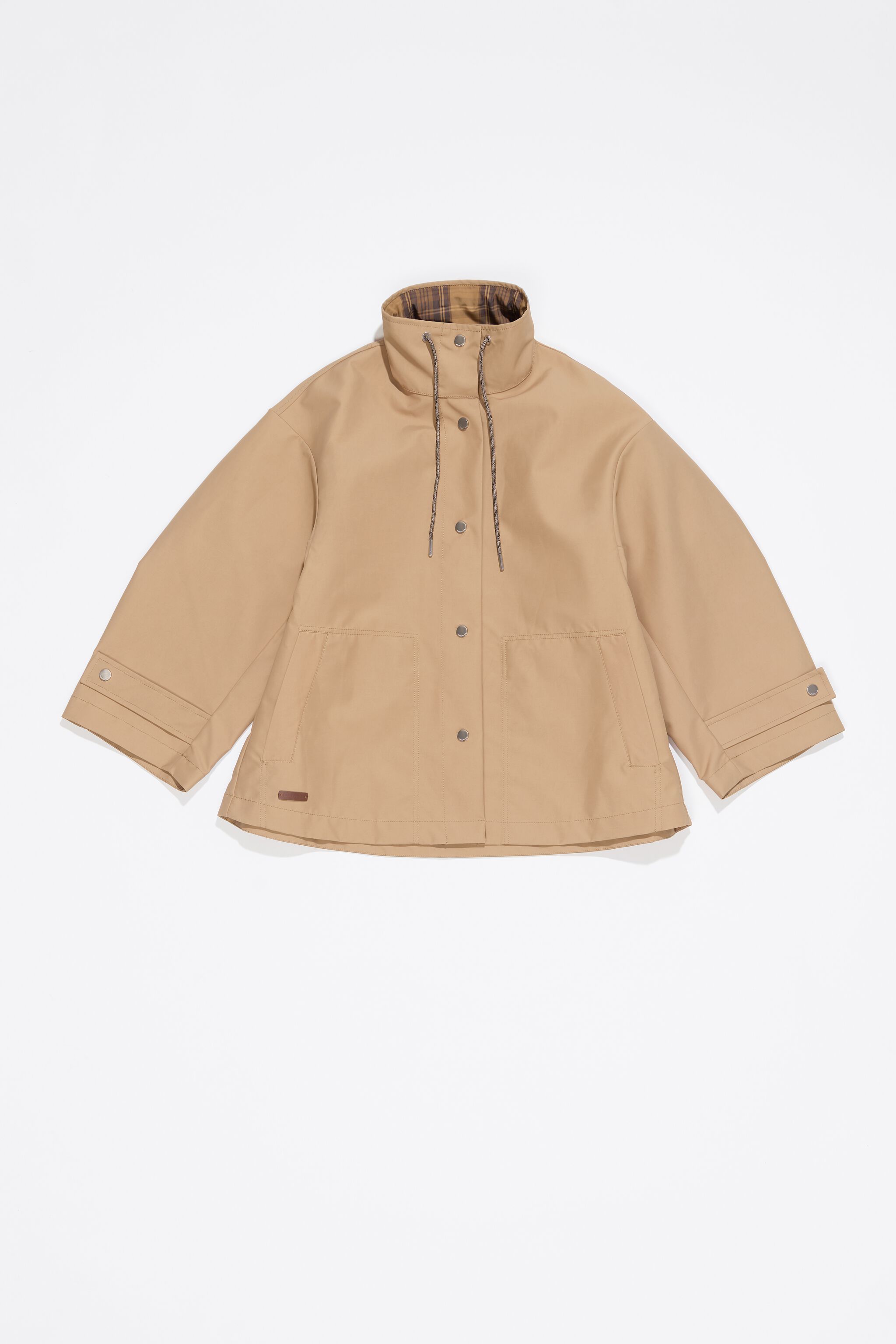 Camel reversible A-line trench