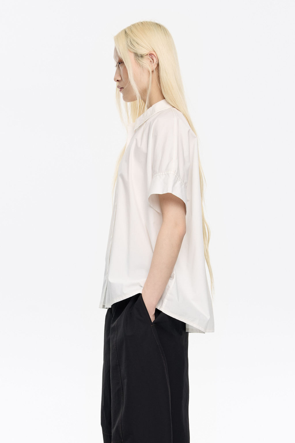 Oversize white cotton shirt