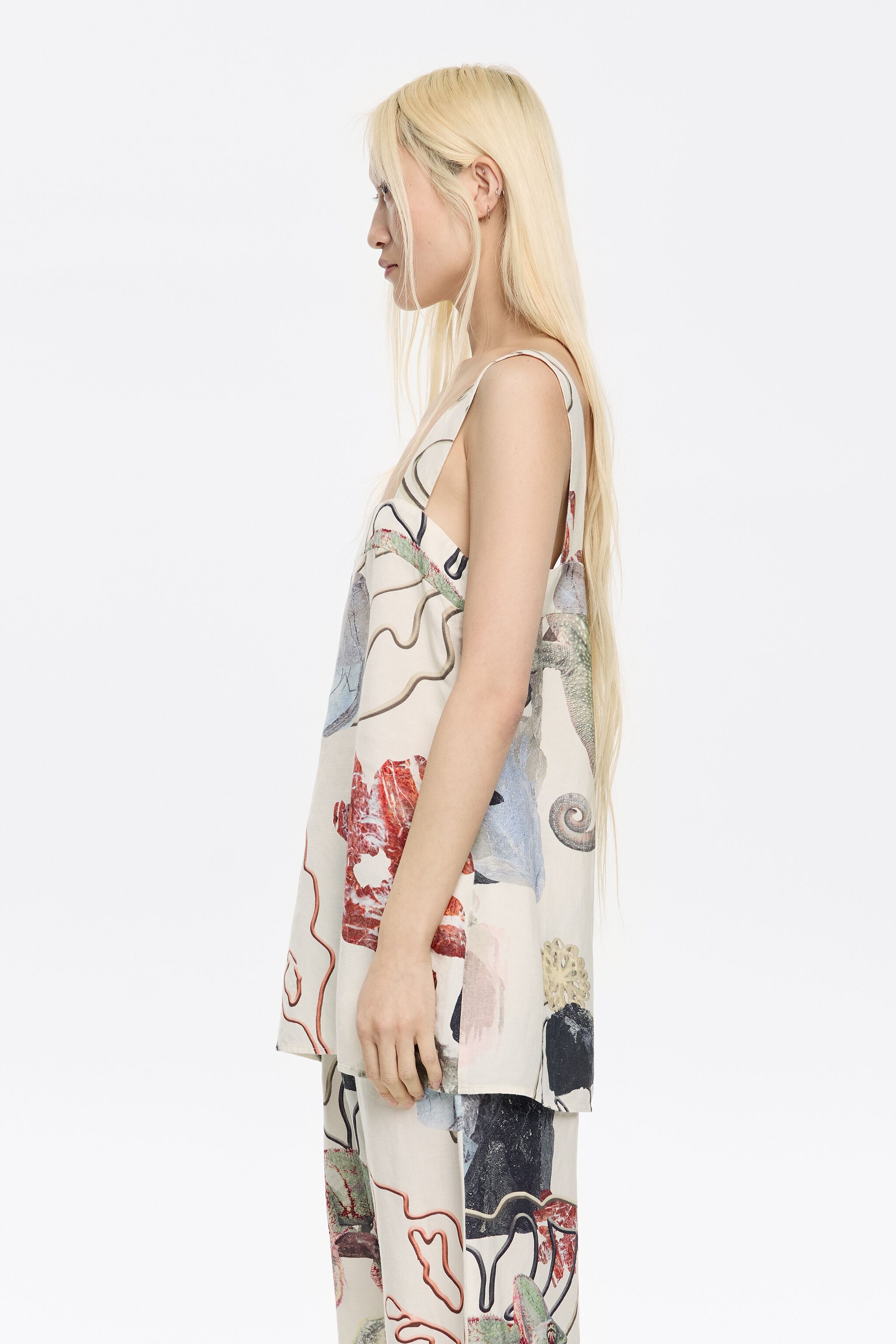 Ivory Chameleon linen vest top