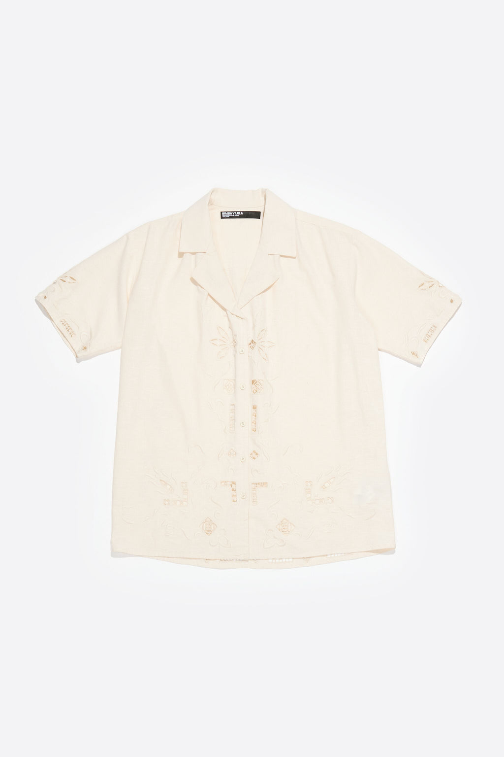 Oversize cream shirt with embroidery