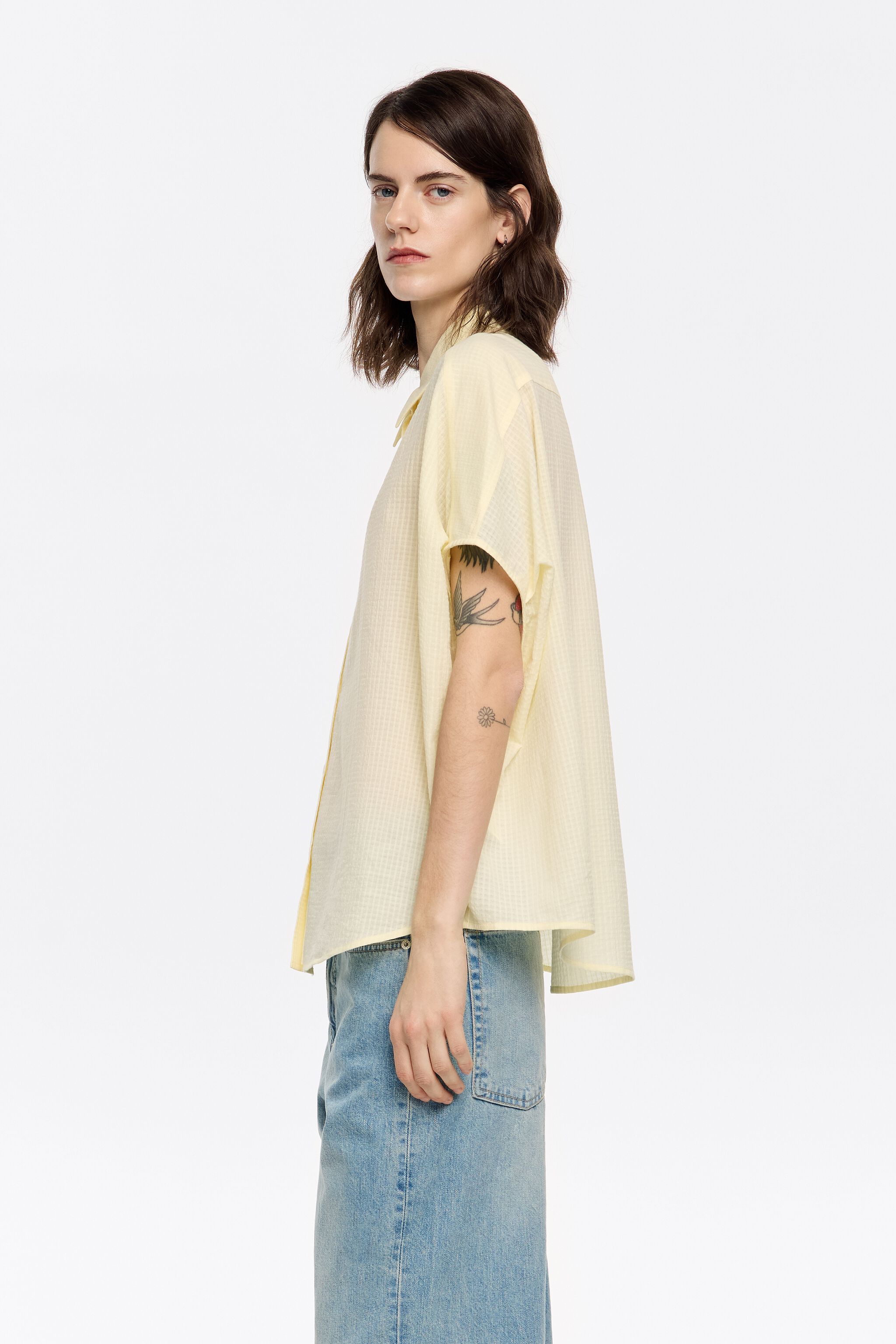 Yellow textured cape shirt