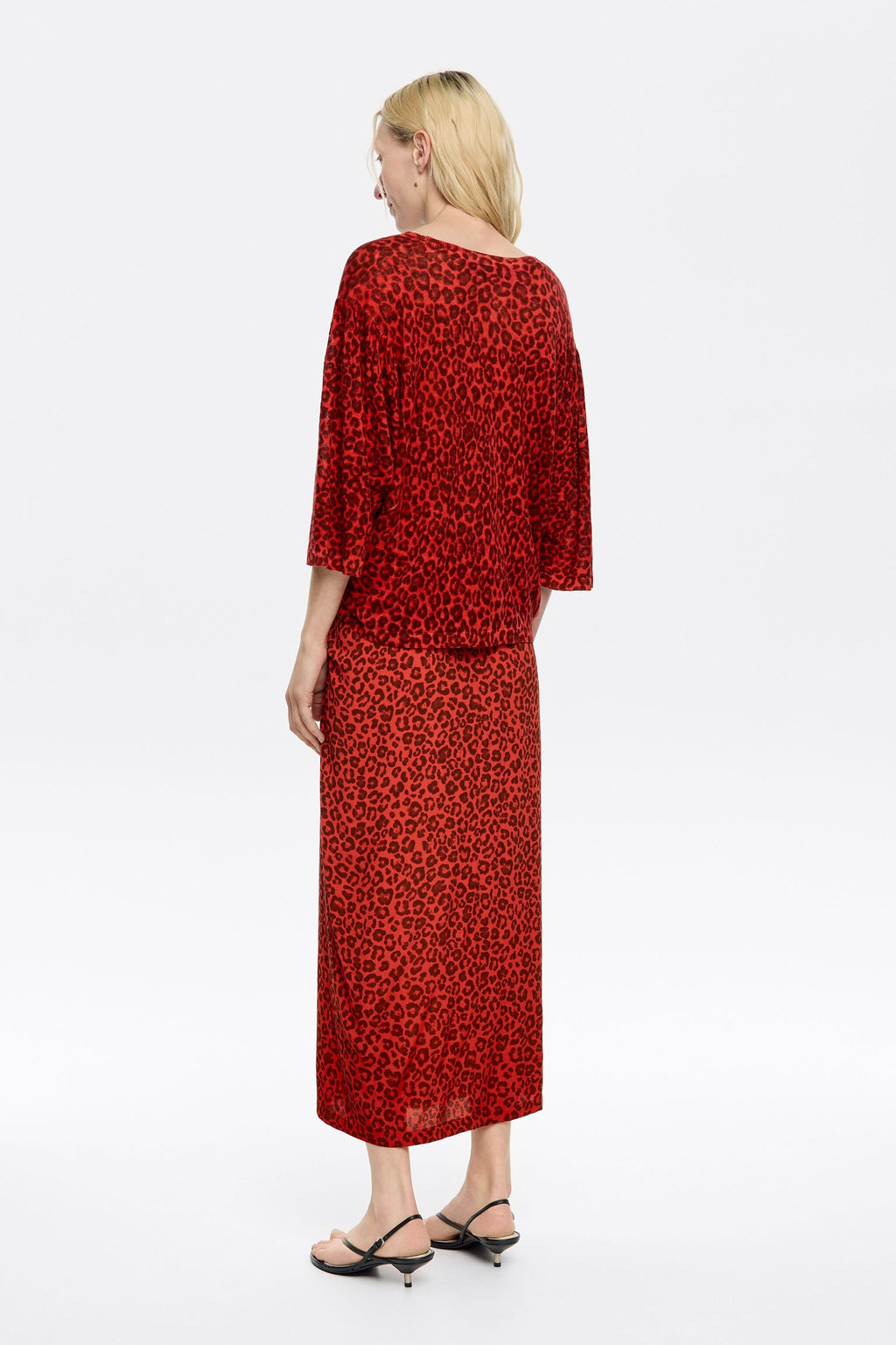 Red Animalspots midi skirt