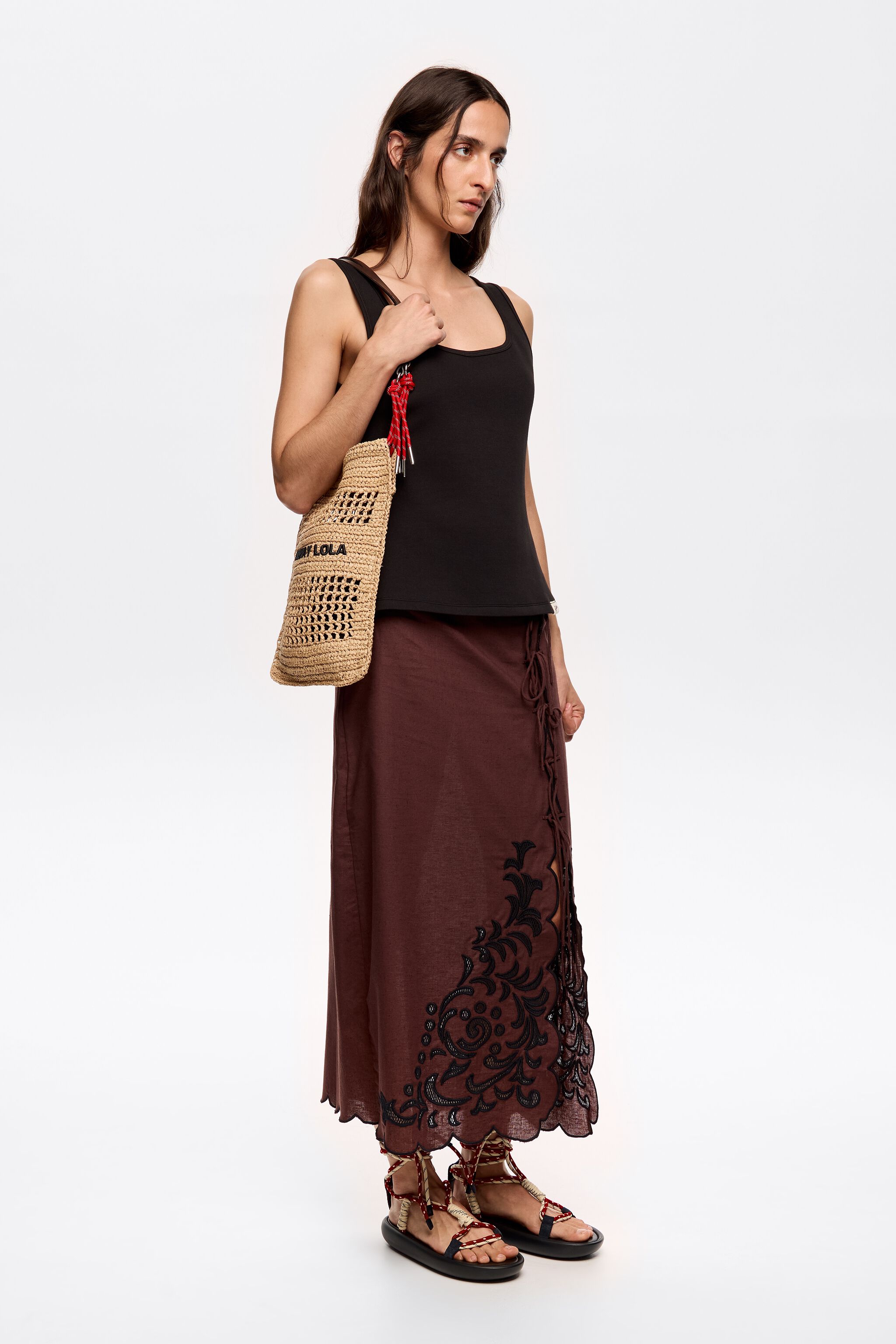 Dark brown skirt with ties and embroidery