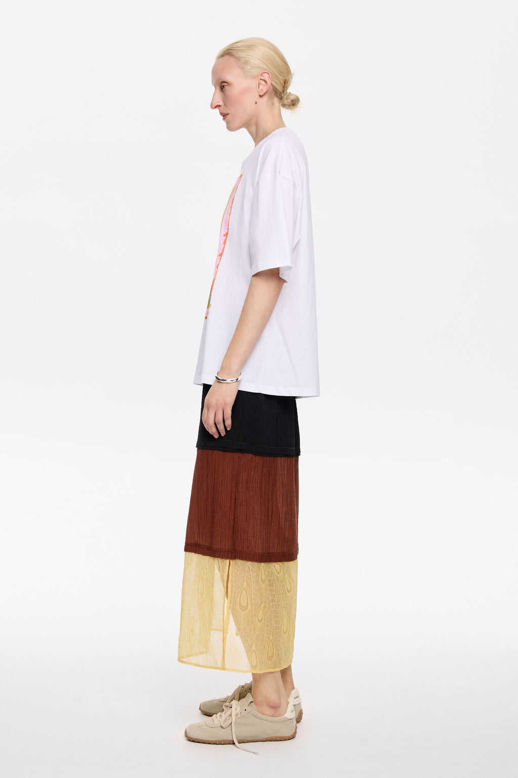 Three-tone straight midi skirt