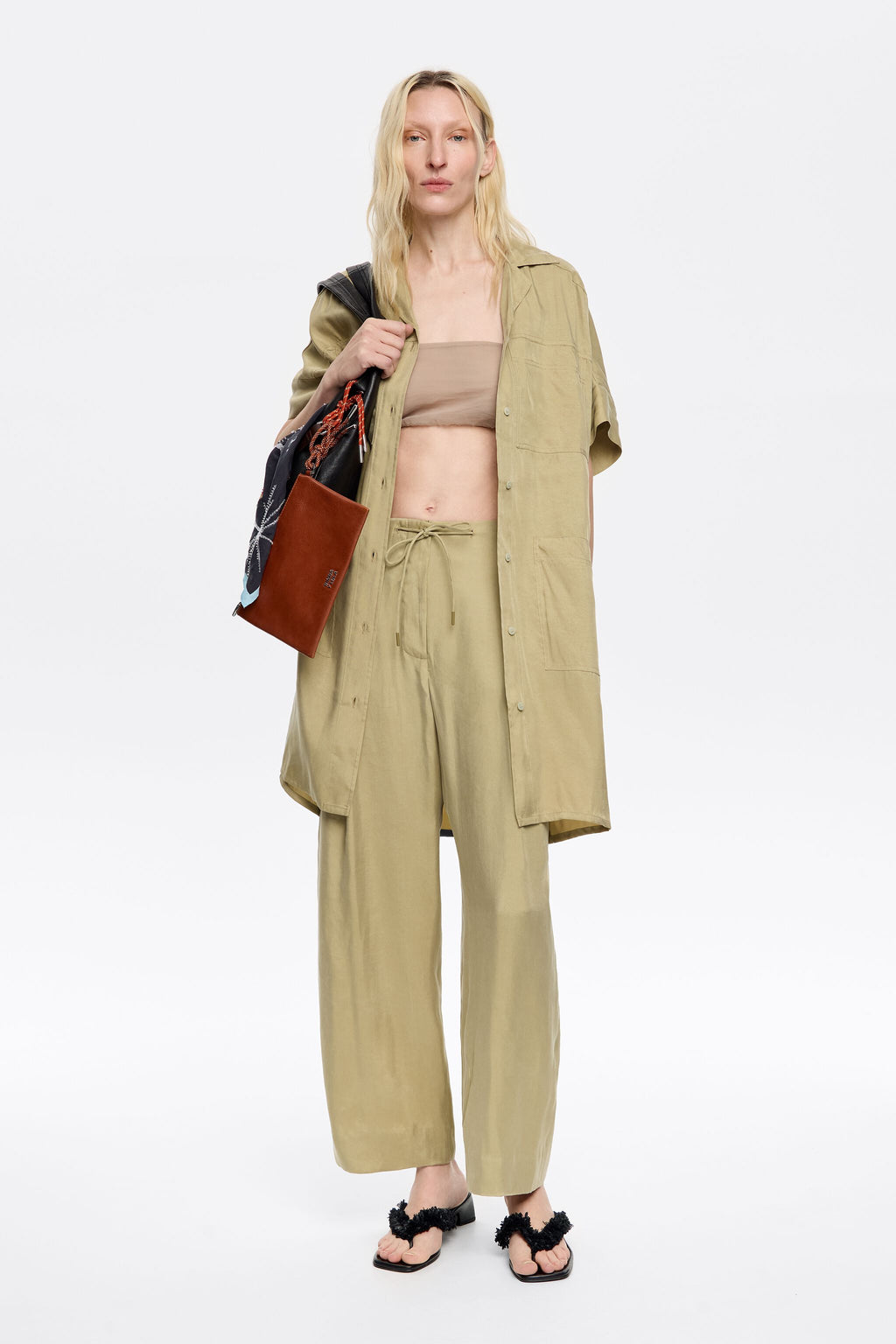 Light khaki fluid darted trousers