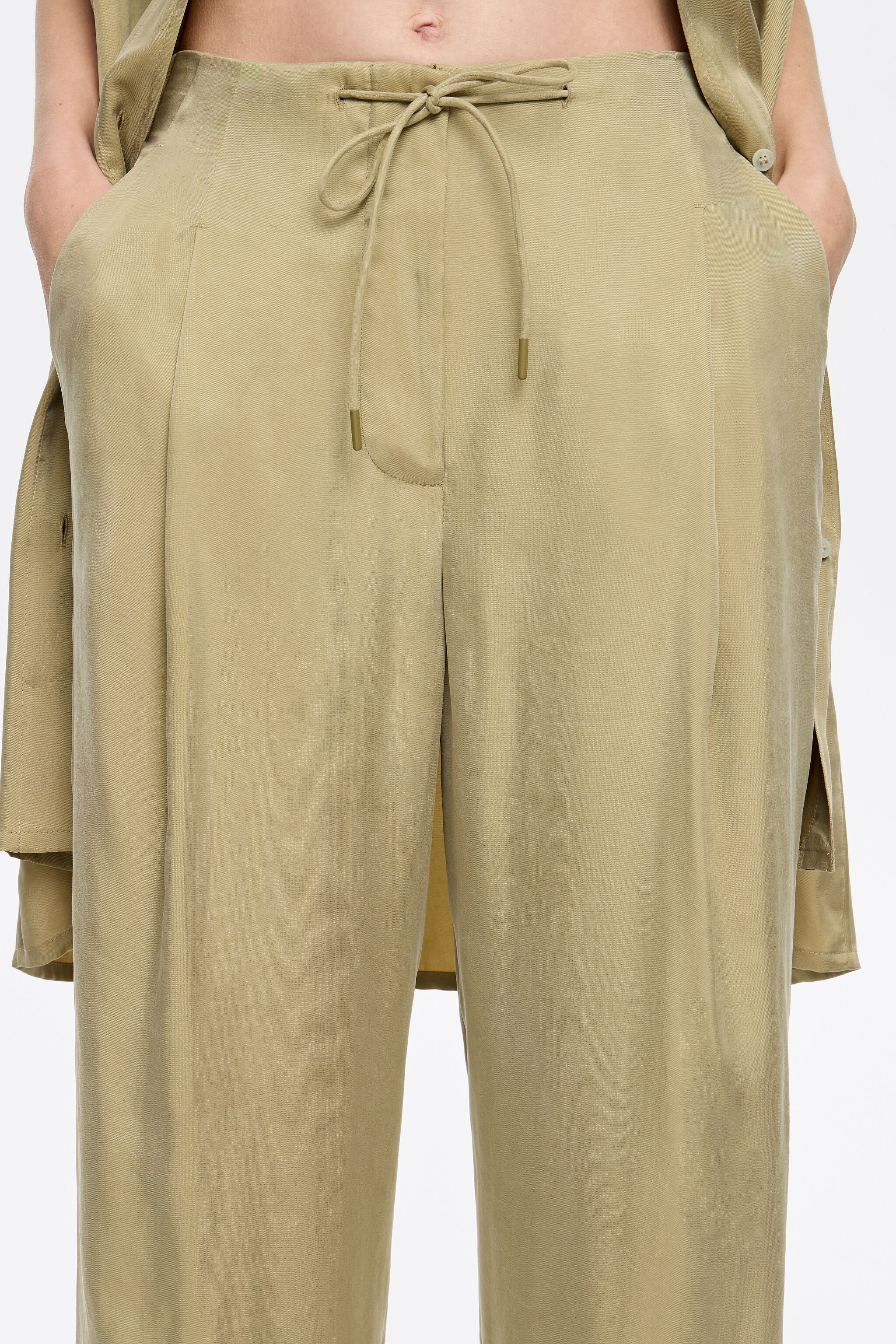 Light khaki fluid darted trousers