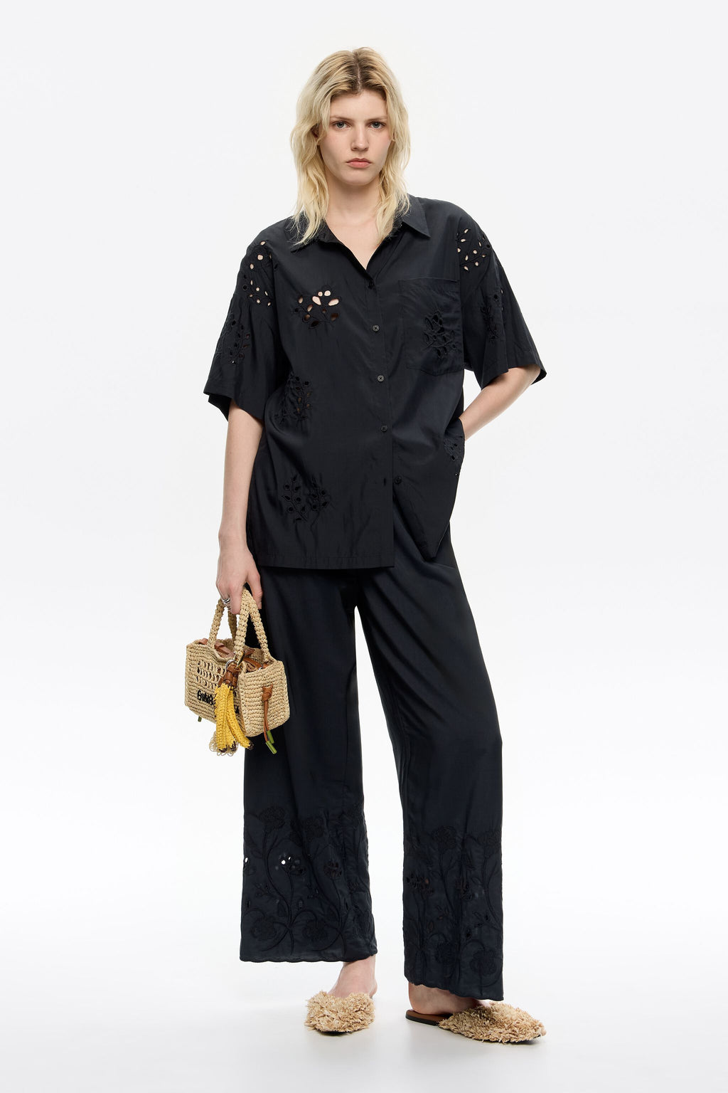Straight black trousers with embroidery