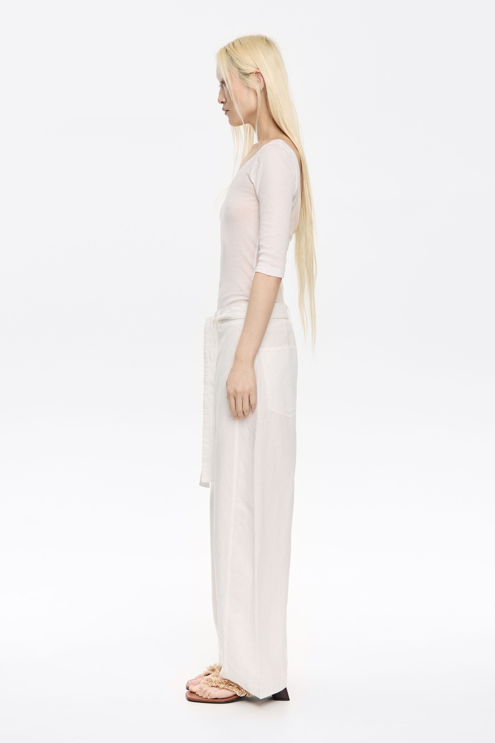 Ivory linen barrel trousers