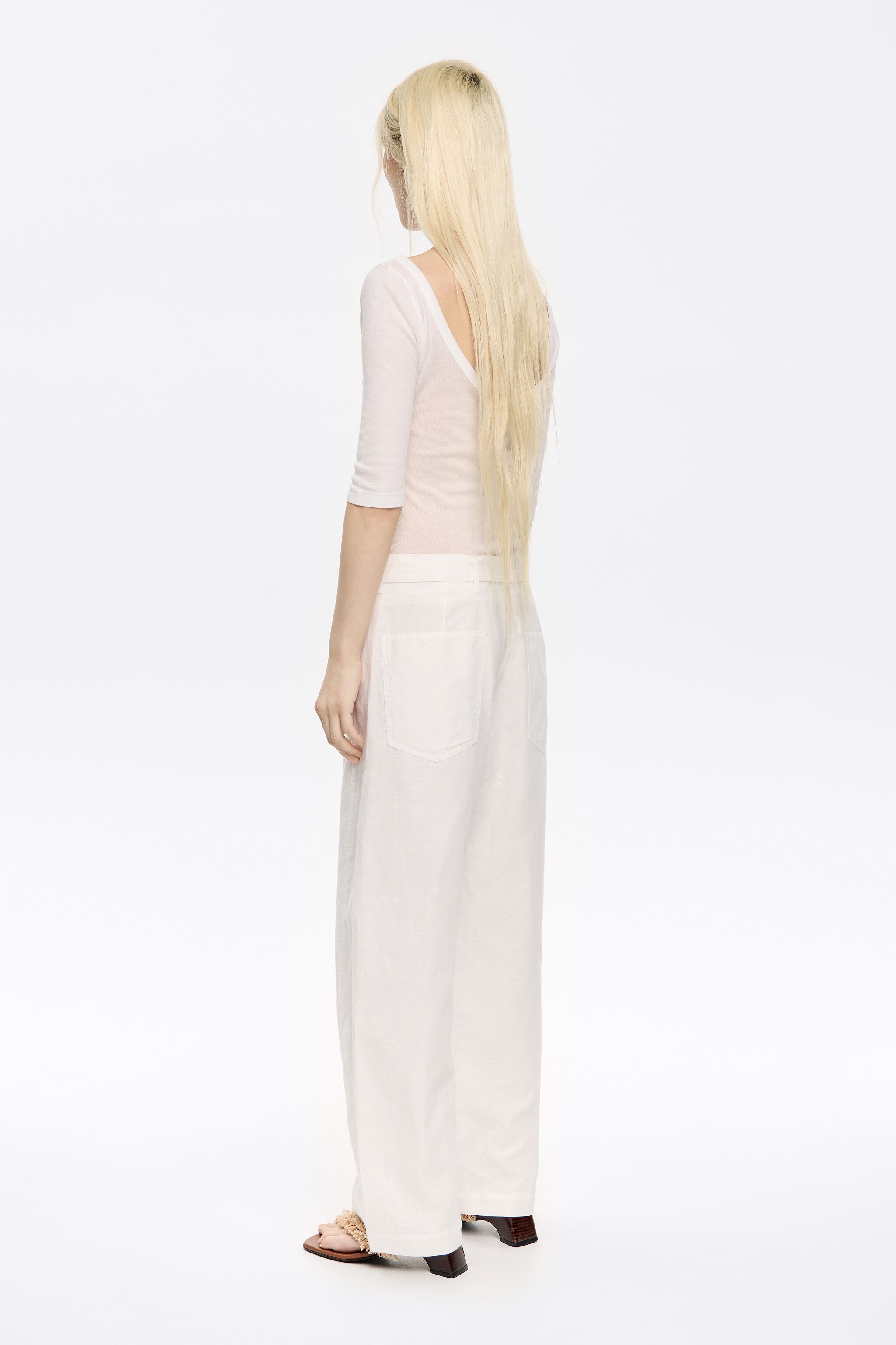 Ivory linen barrel trousers