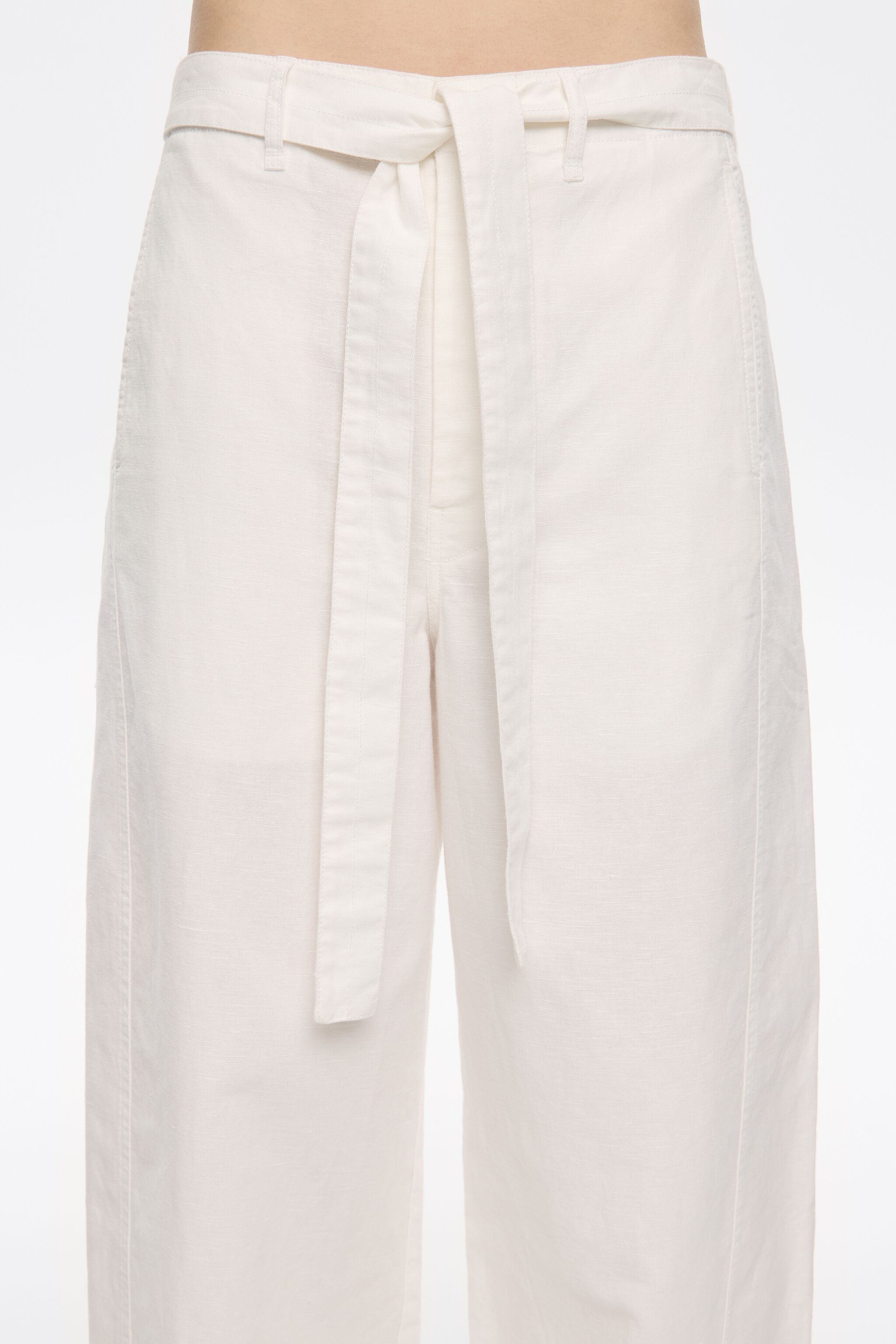 Ivory linen barrel trousers