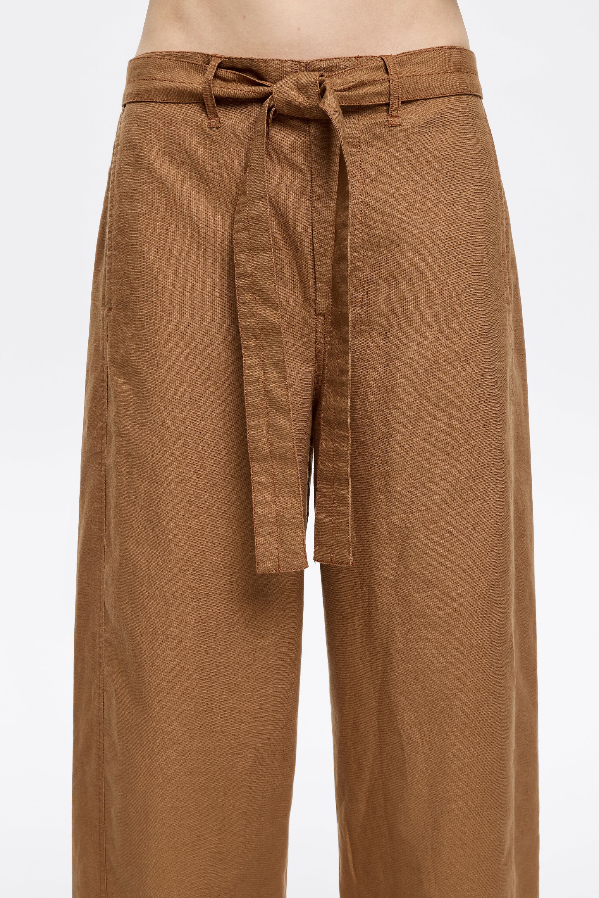 Light brown linen barrel trousers
