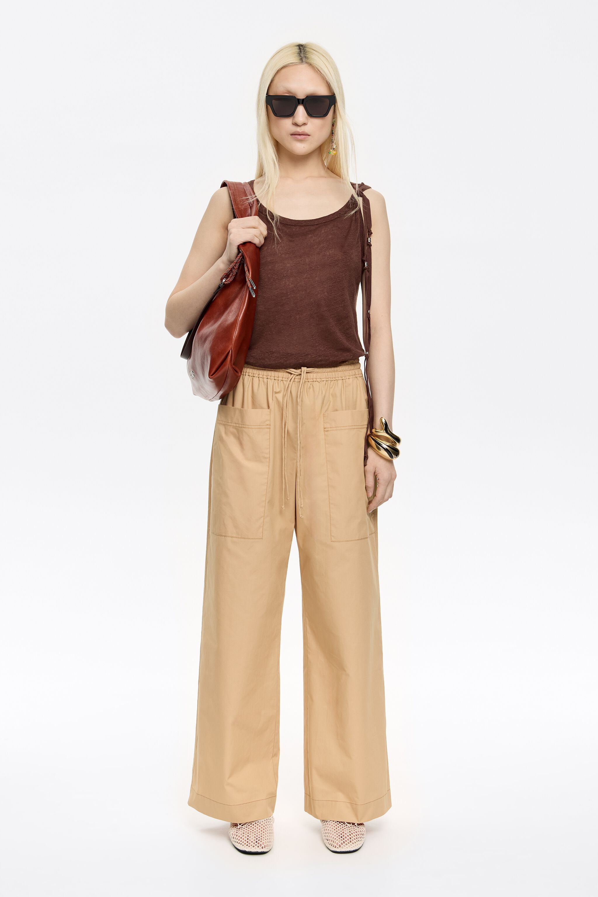 Camel cotton joggers