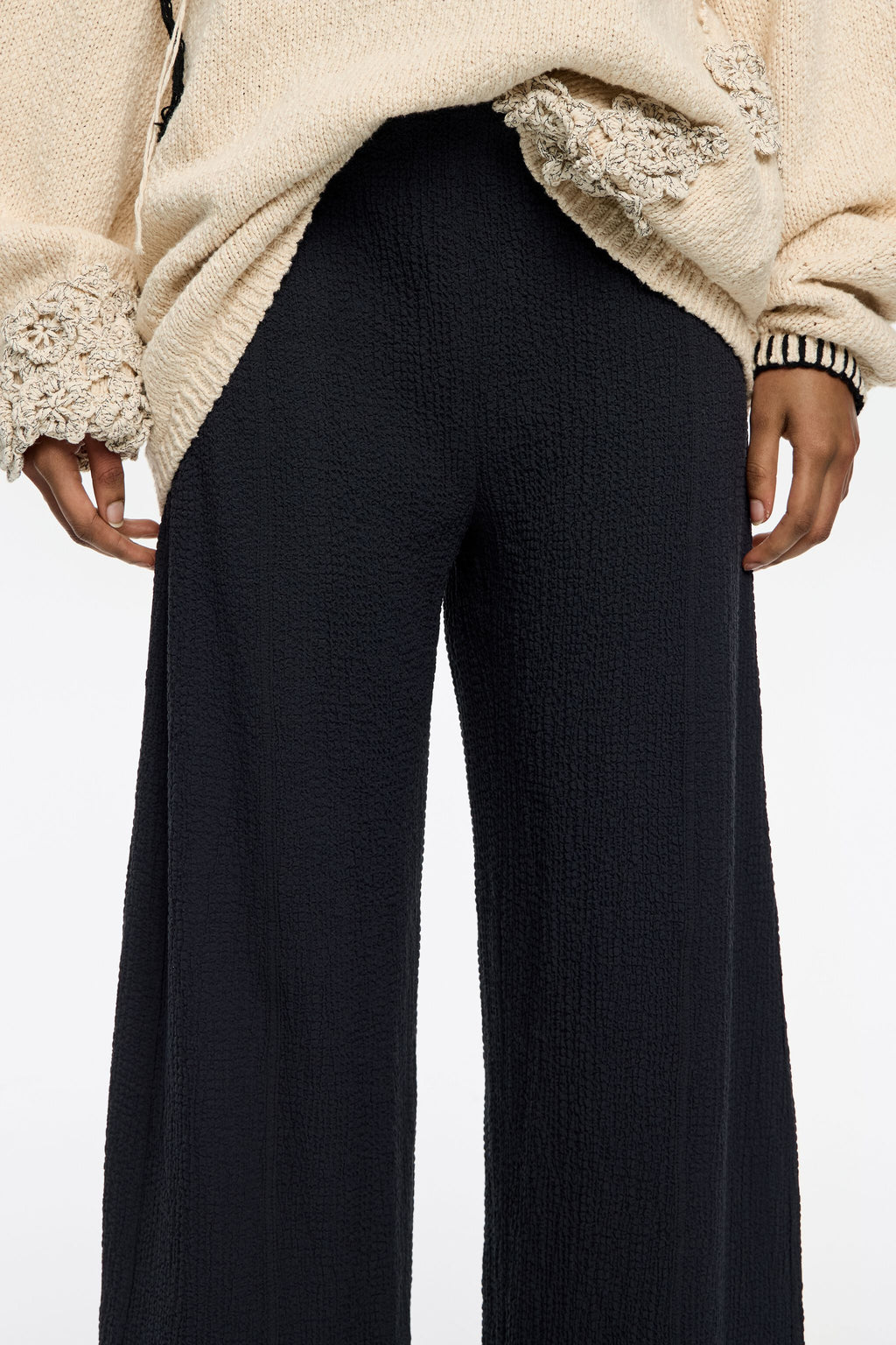 Anthracite ankle-length trousers