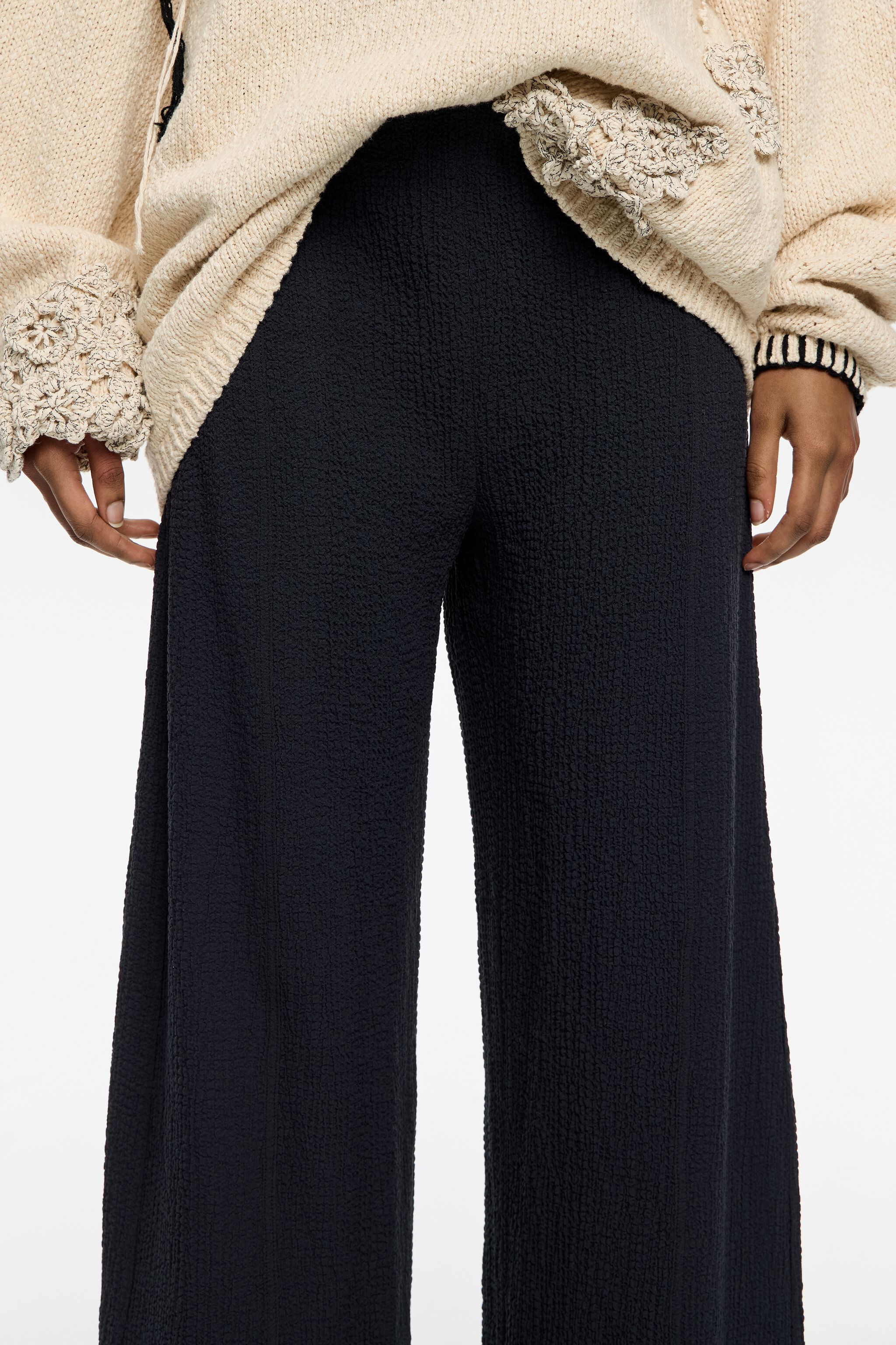 Anthracite ankle-length trousers