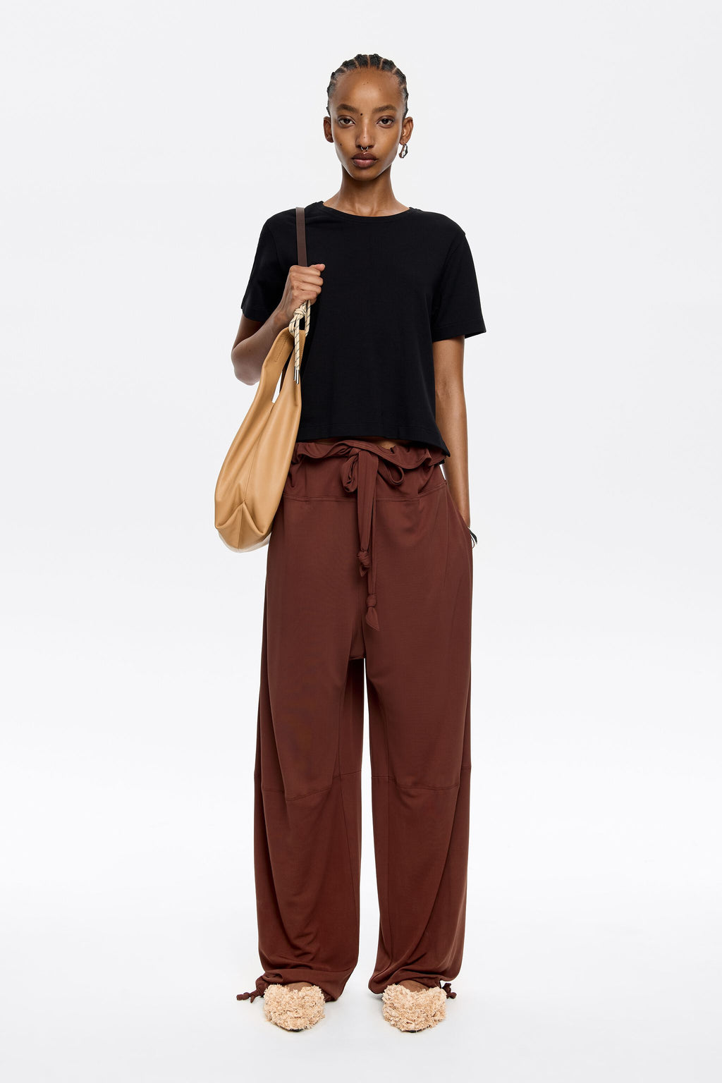 Brown oversize fluid trousers