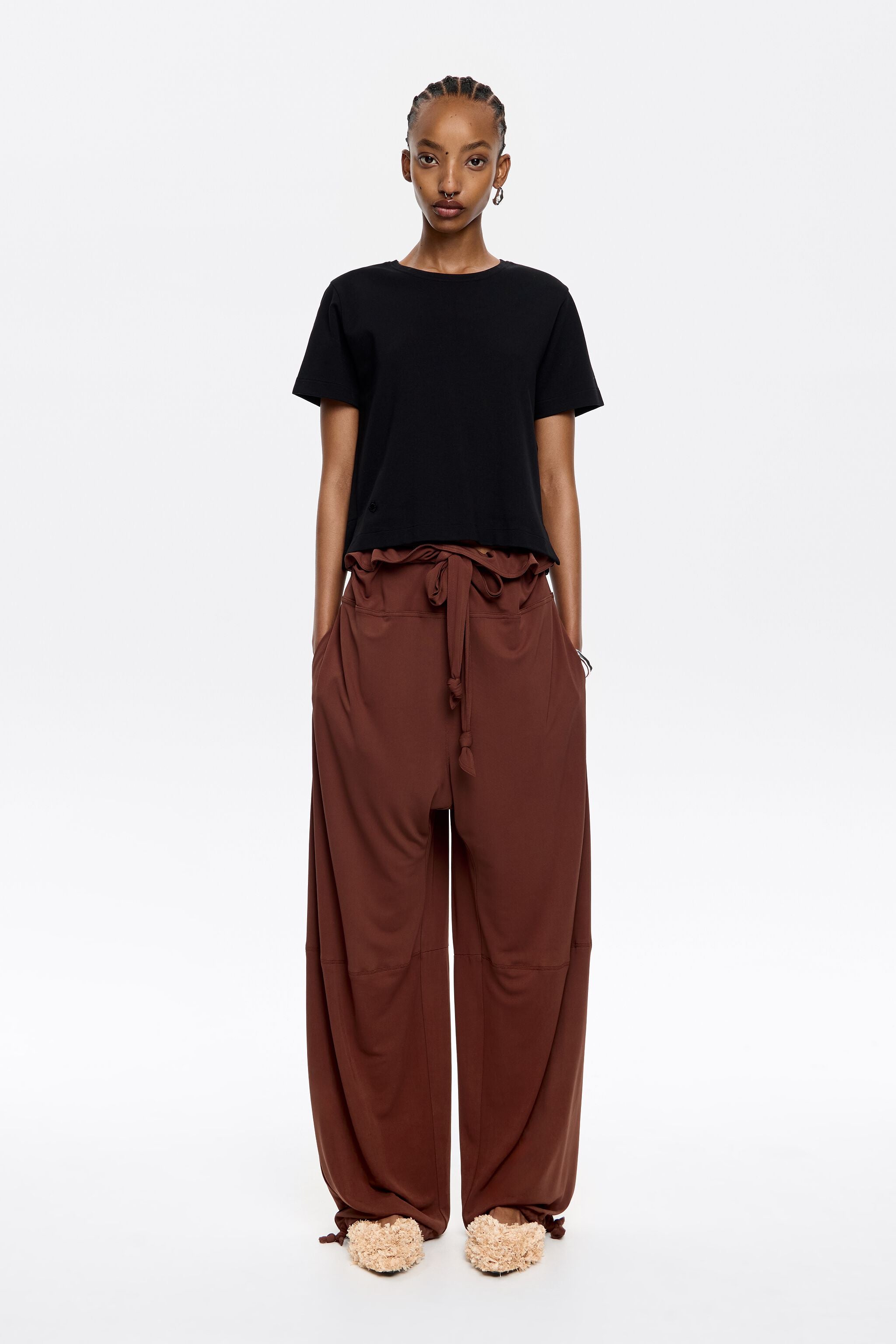 Brown oversize fluid trousers