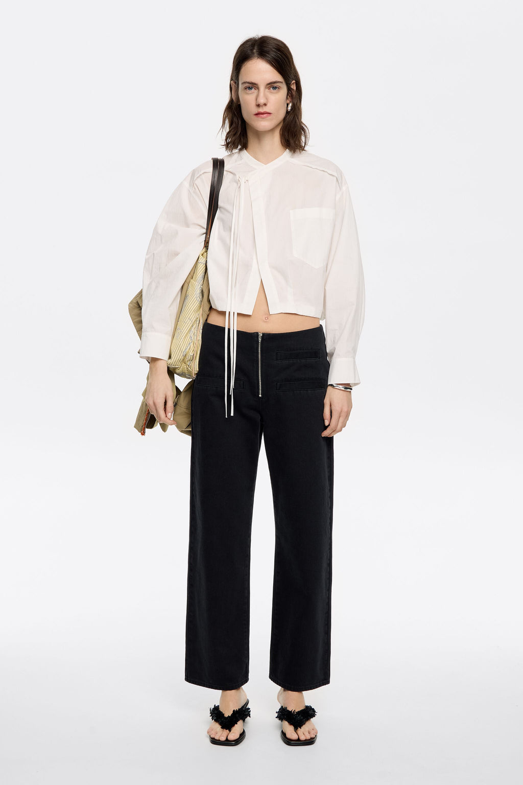 Black denim ankle-length jeans