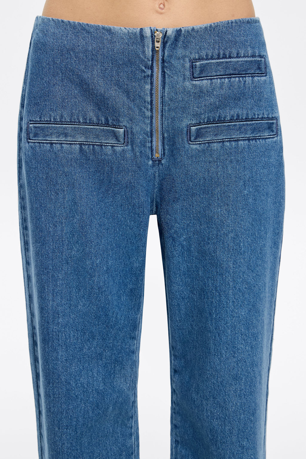 Mid-blue denim ankle-length jeans