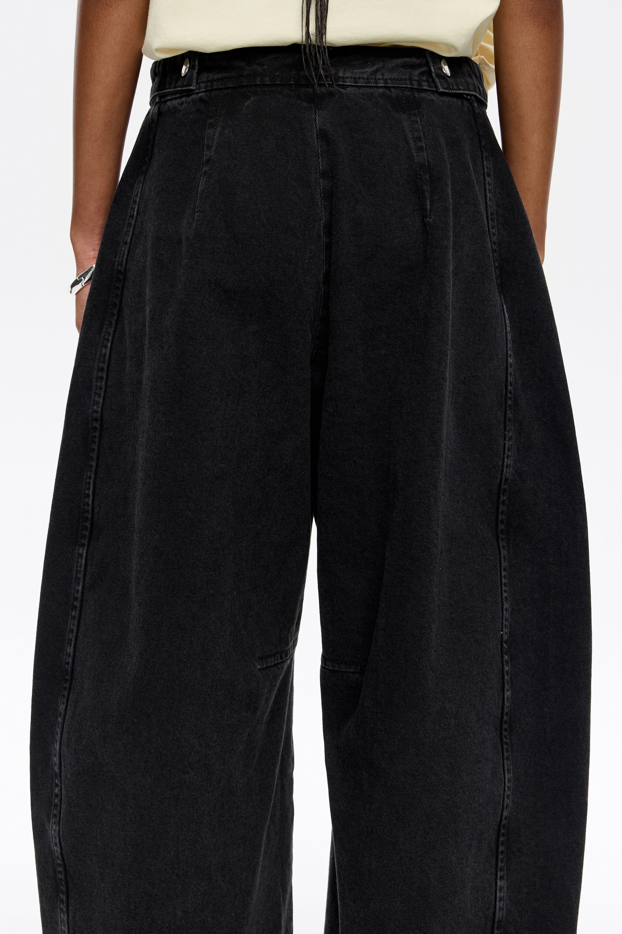 BARREL - Washed black jeans