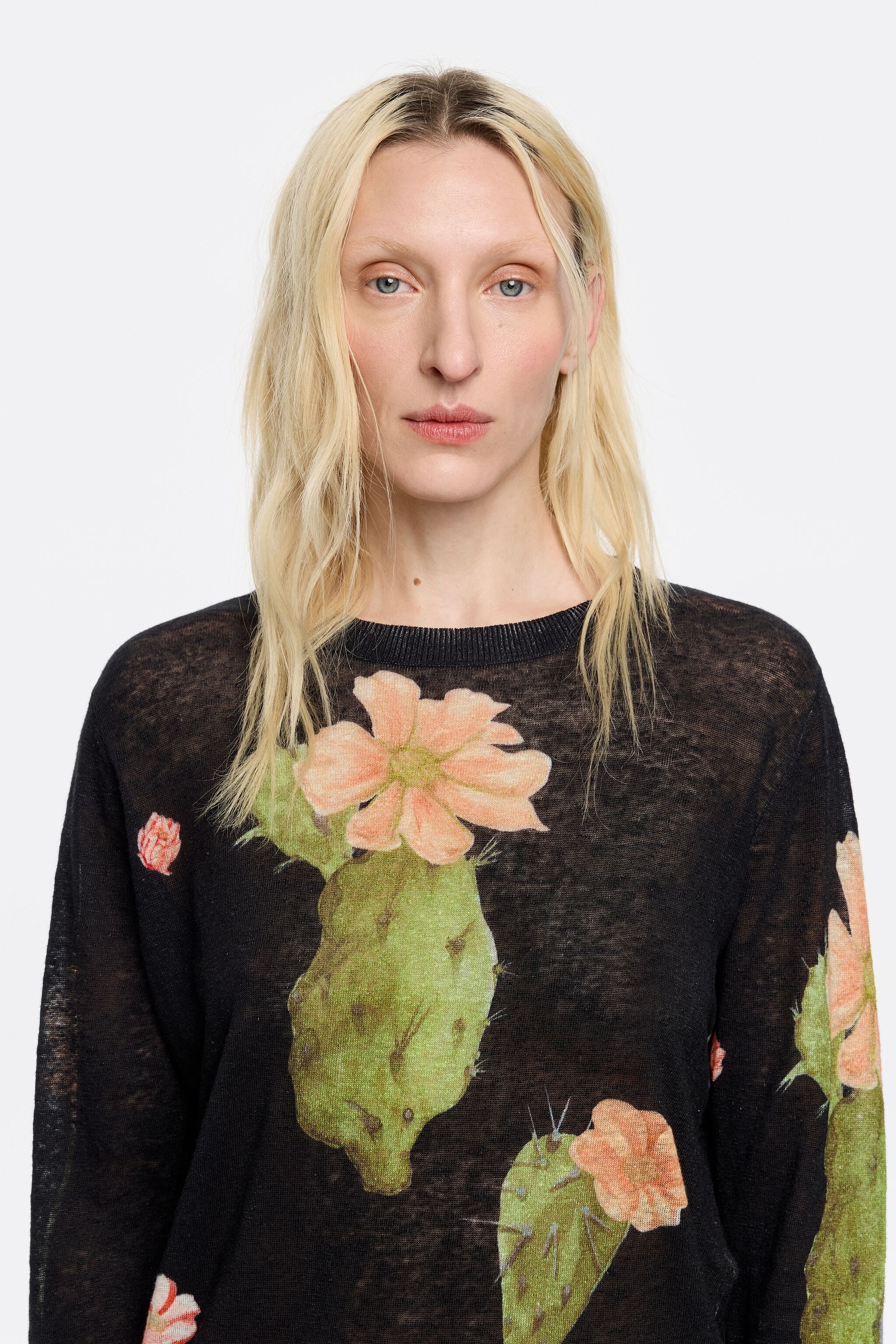 Black Cactus linen straight jumper