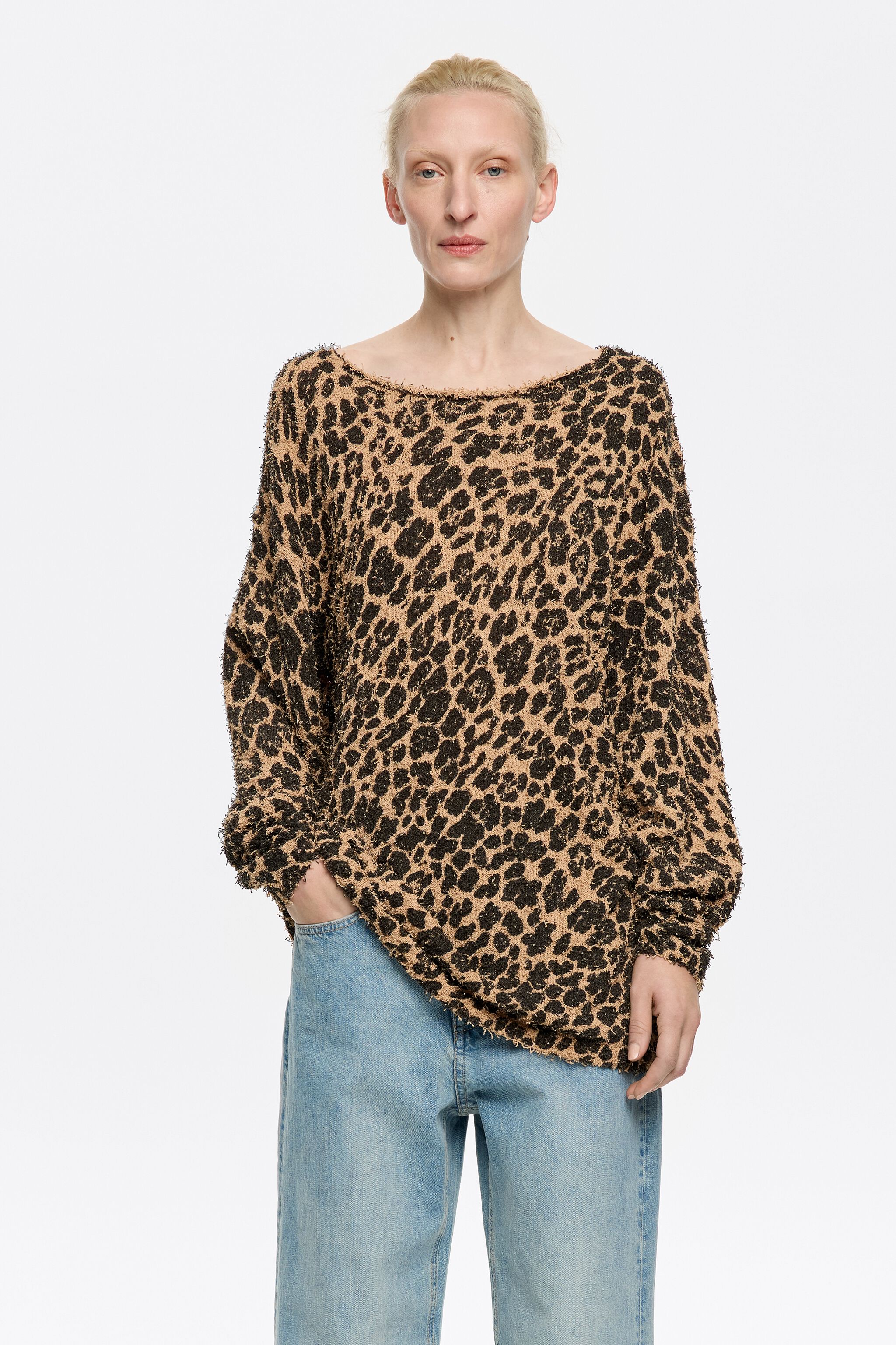 Natural Leopard fancy knit sweater