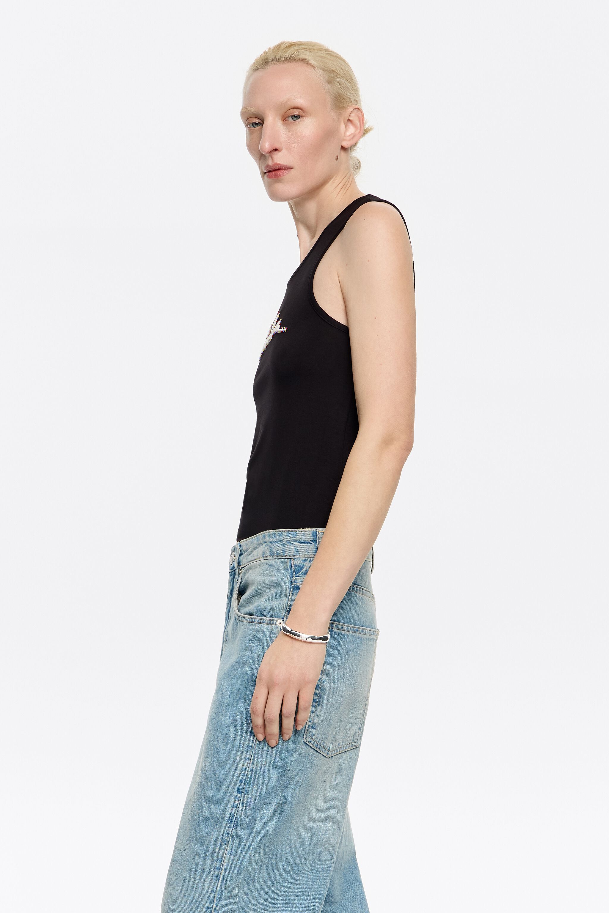 Black logo T-shirt with beads