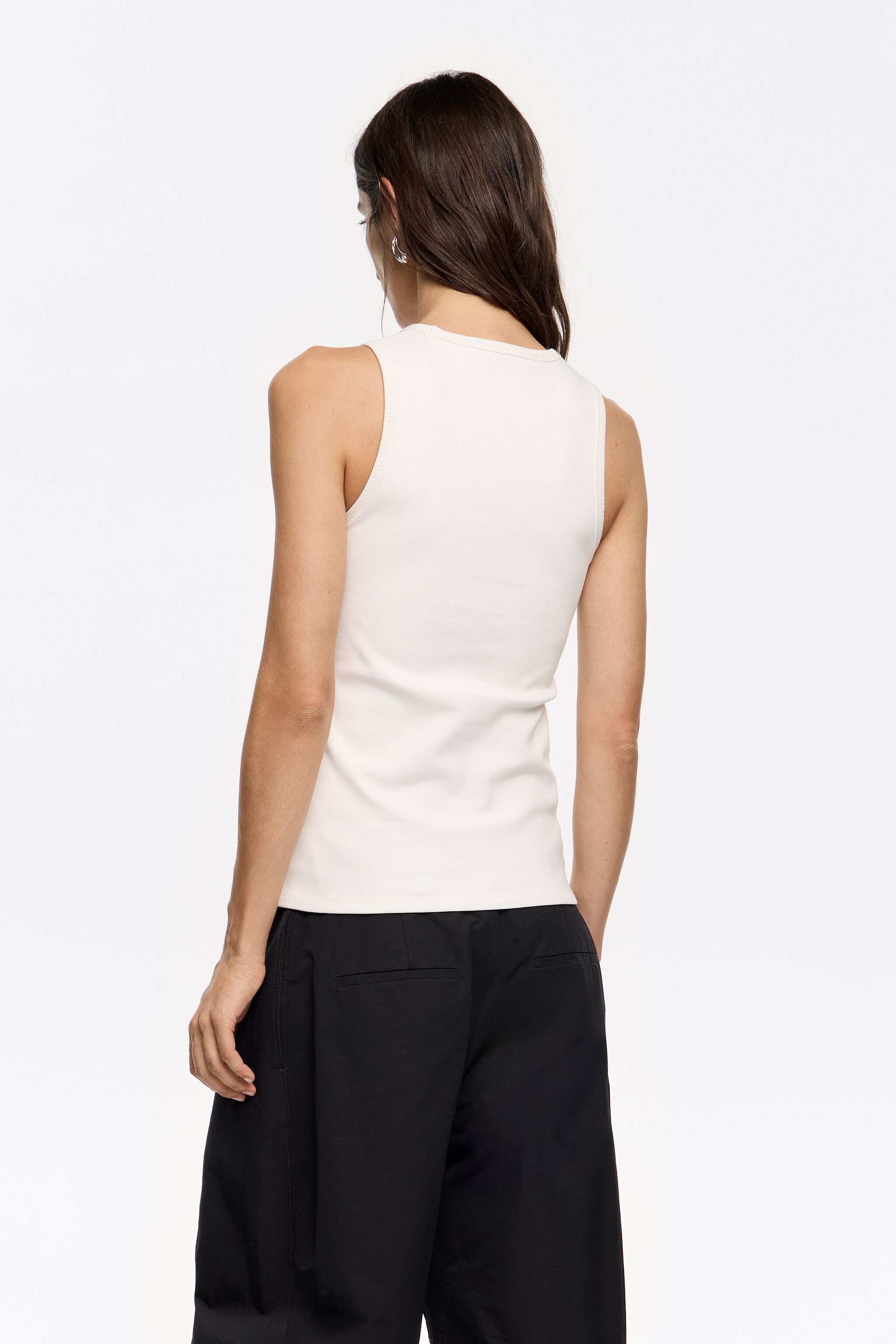 White logo T-shirt with beads