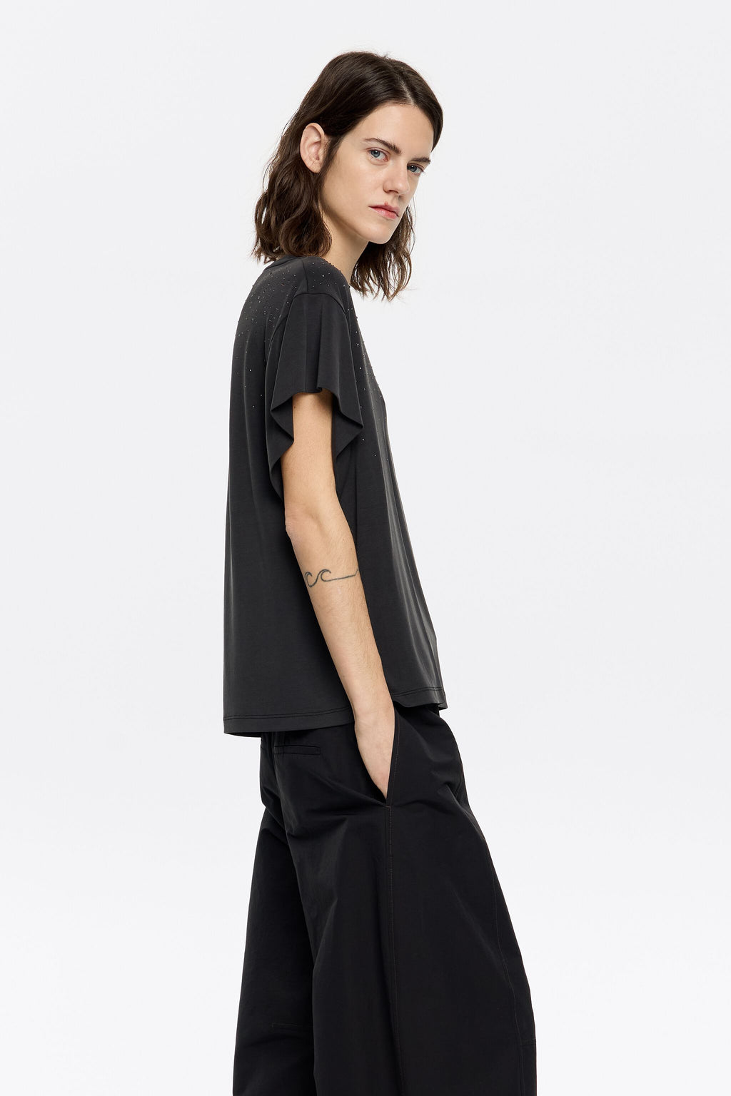 Black rhinestones fluid T-shirt