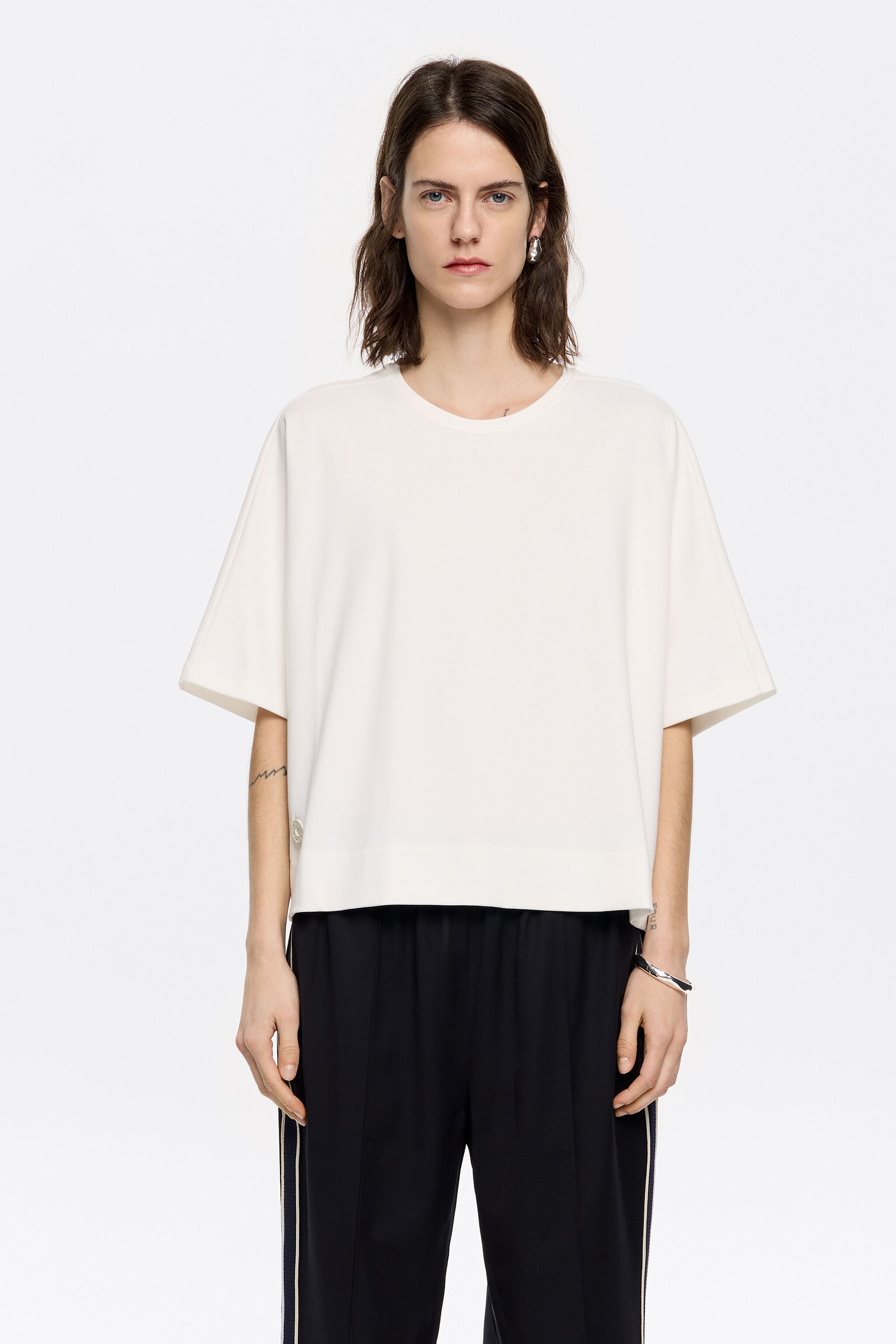 Ivory ponte di roma cape T-shirt